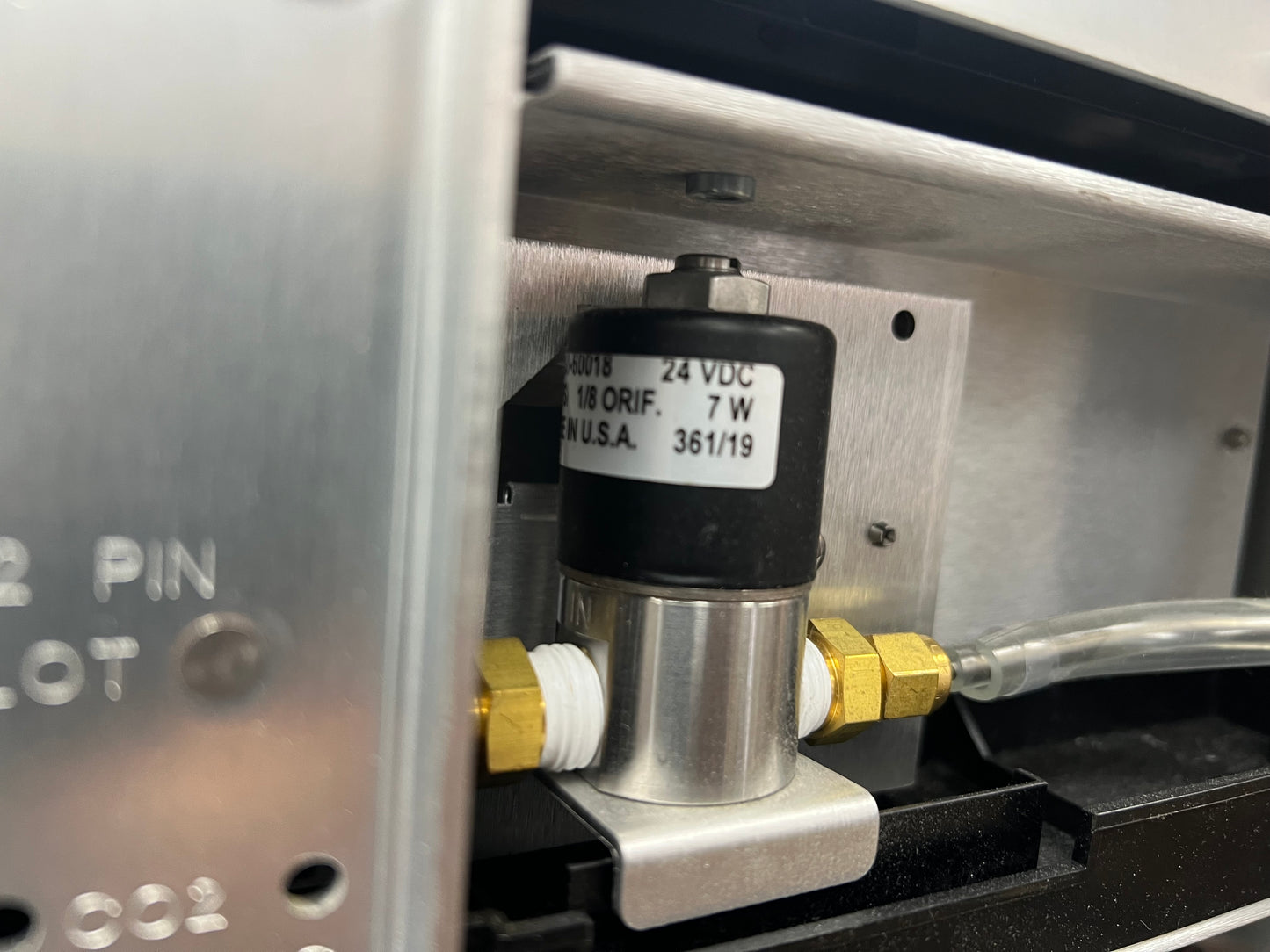 Agilent Intuvo 9000 G3950A GC System