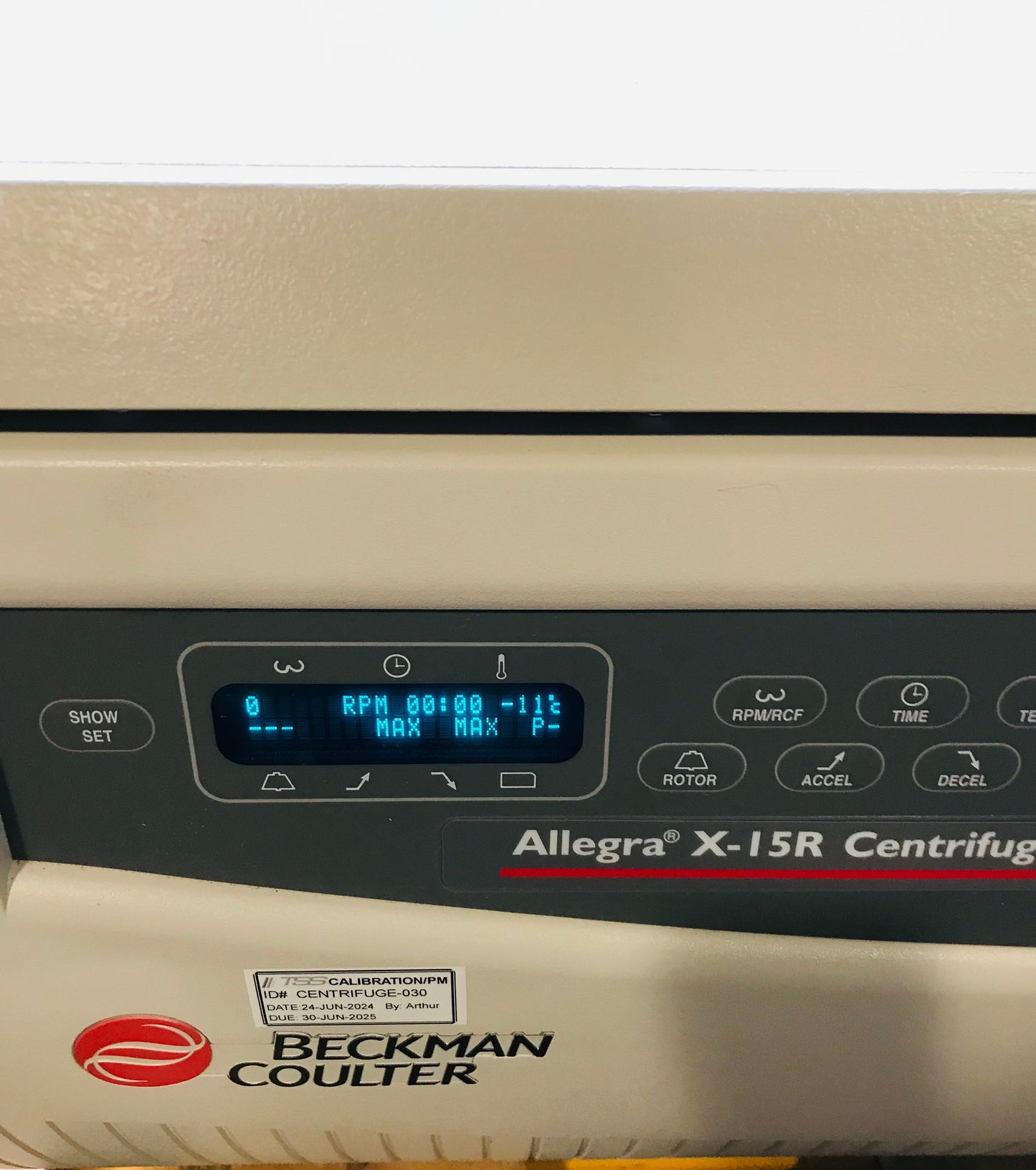 Beckman Coulter Allegra X-15R Refrigerated Centrifuge with Rotor and Buckets