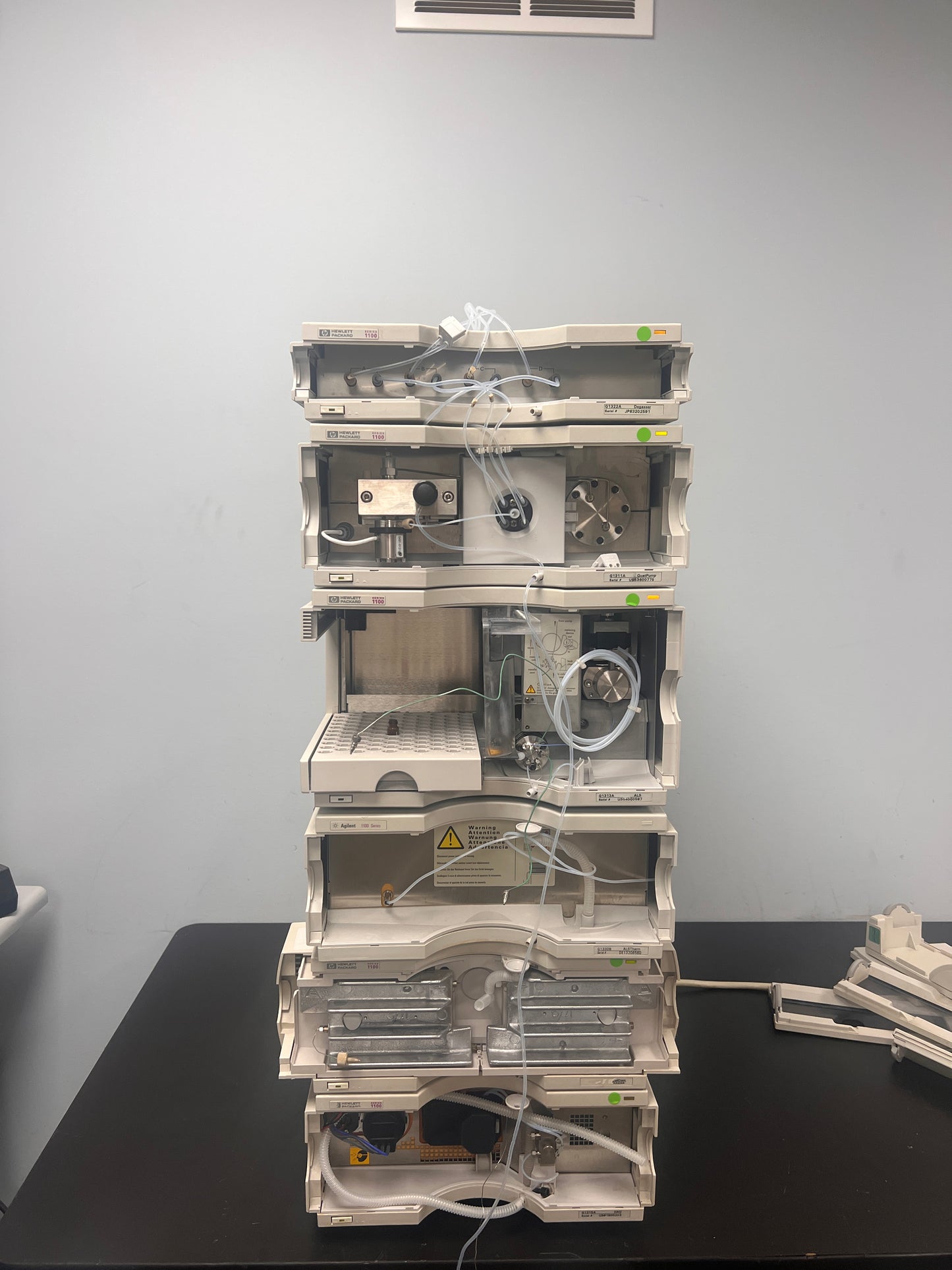 6pc, HP Agilent 1100 HPLC QuatPump, ALS, DAD, Colcom, Degasser, ALS Therm