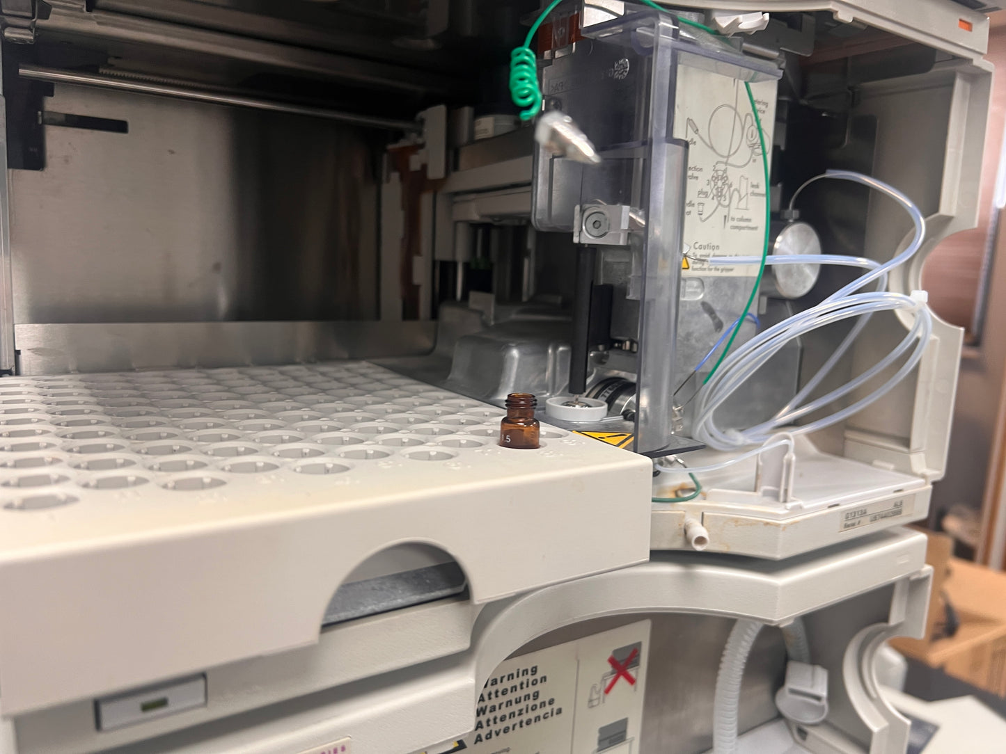 6pc, HP Agilent 1100 HPLC QuatPump, ALS, DAD G1315B, Colcom, Degasser, ALS Therm (Copy)