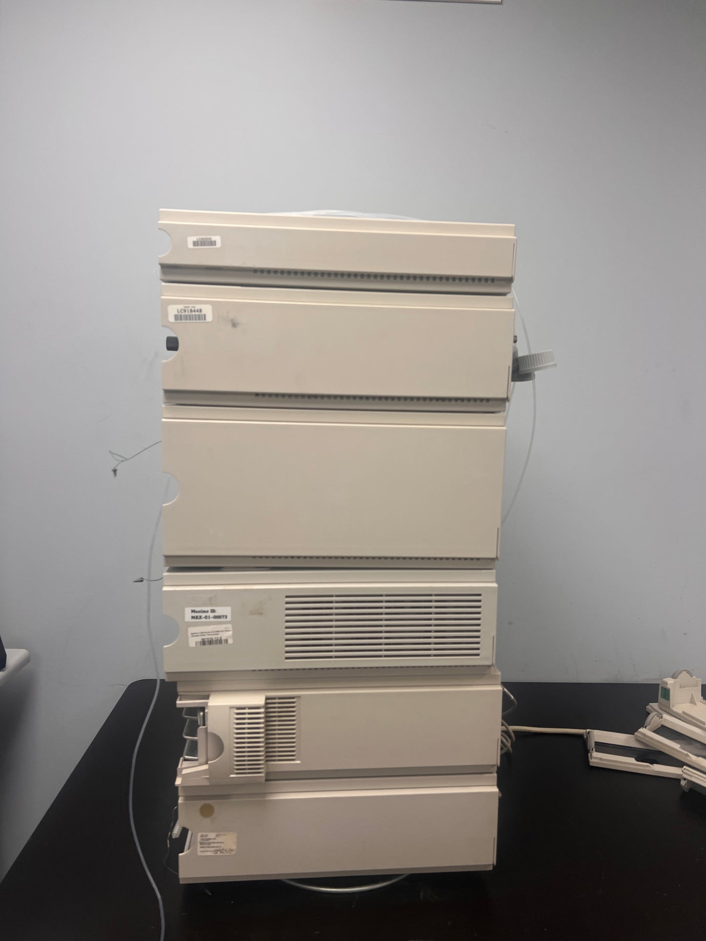 6pc, HP Agilent 1100 HPLC QuatPump, ALS, DAD, Colcom, Degasser, ALS Therm