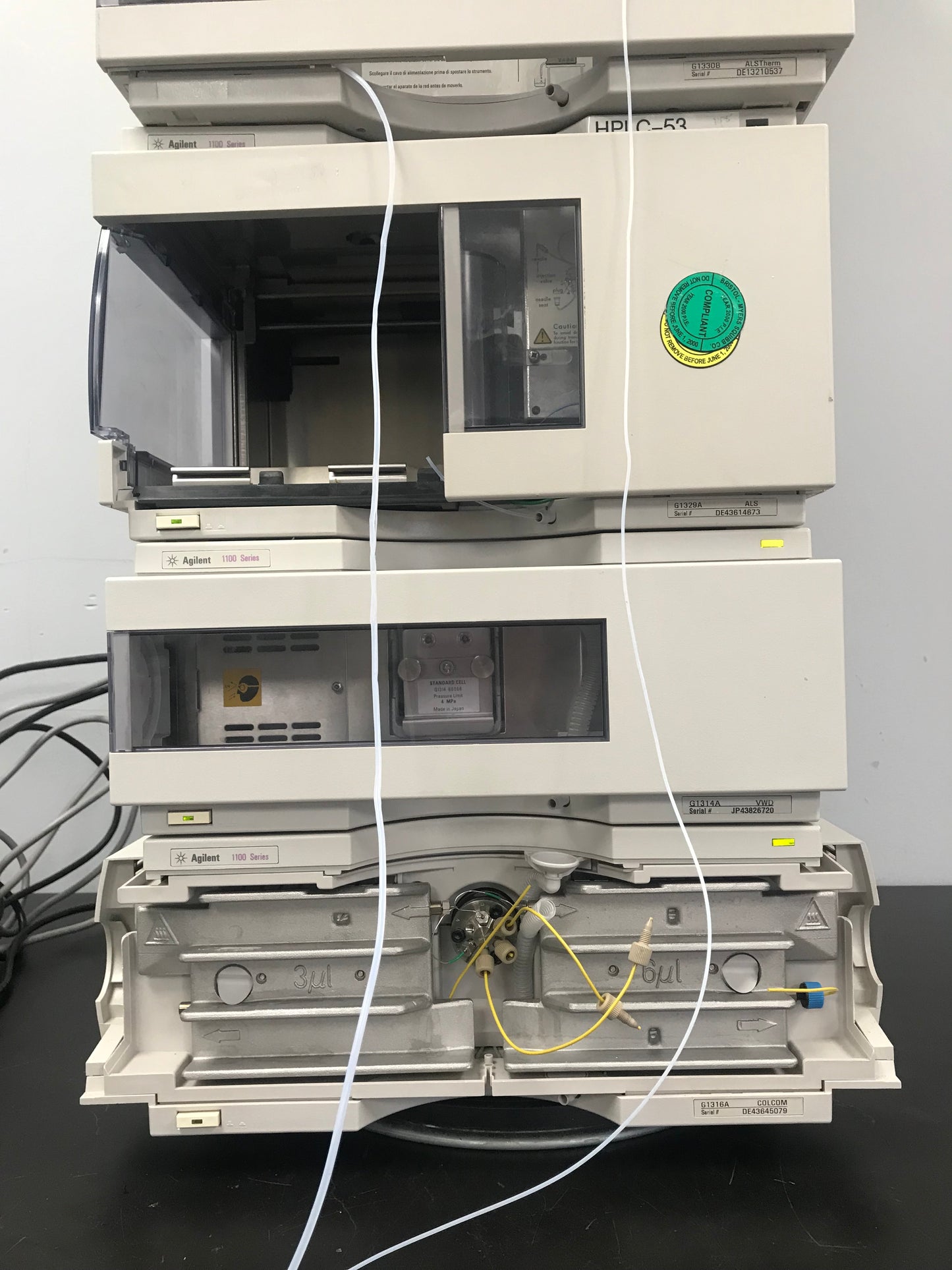 8pc, HP Agilent 1100 HPLC QuatPump, ALS, DAD, Colcom, Degasser, ALS Therm VWD Tray