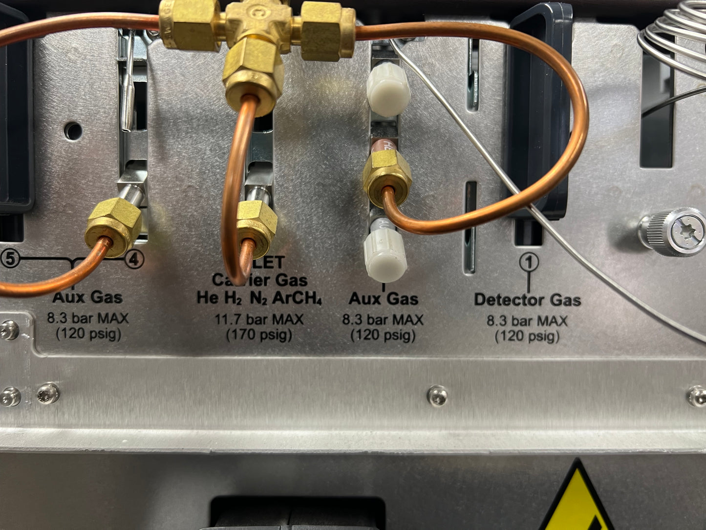 Agilent Intuvo 9000 G3950A GC System