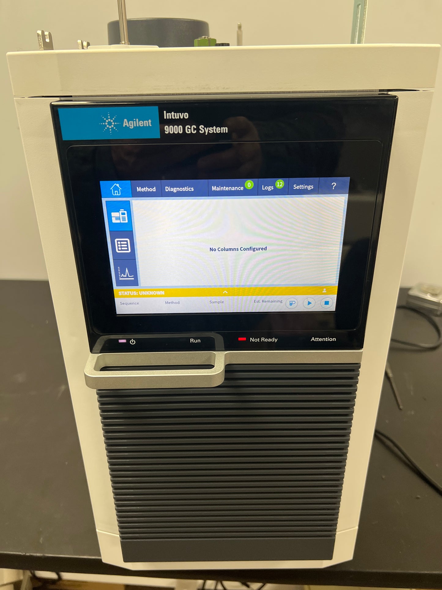 Agilent Intuvo 9000 G3950A GC System