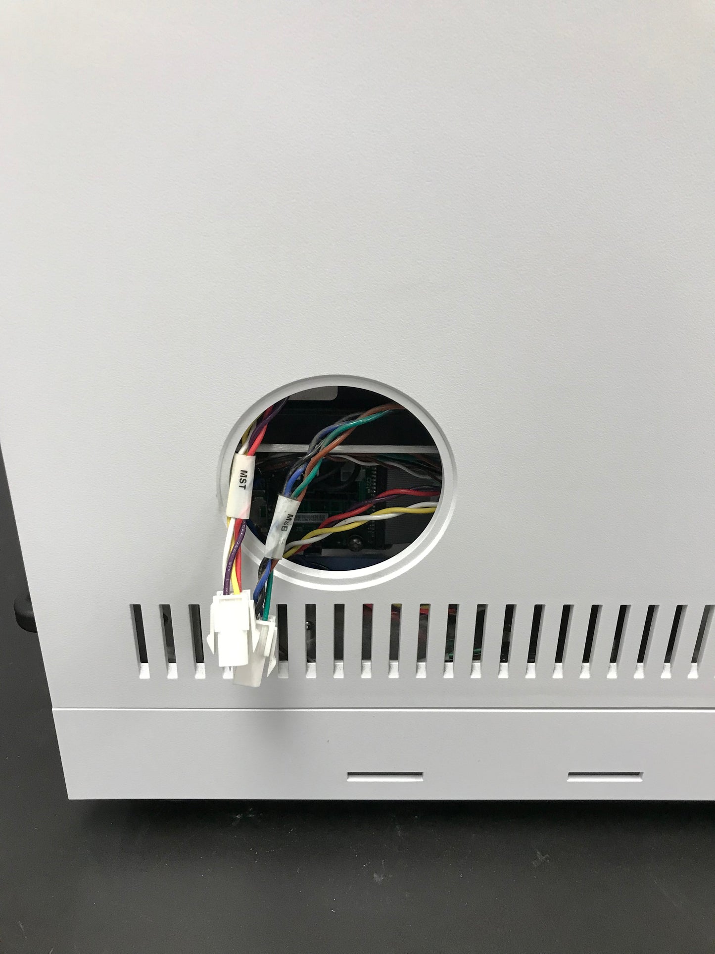 Agilent Intuvo 9000 G3950A GC System