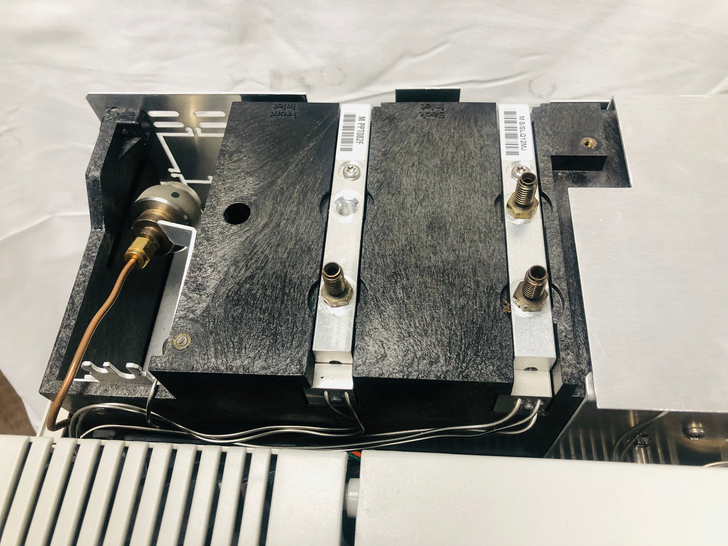 Agilent 6890 Plus GC Gas Chromatography System with FID AUX TCD