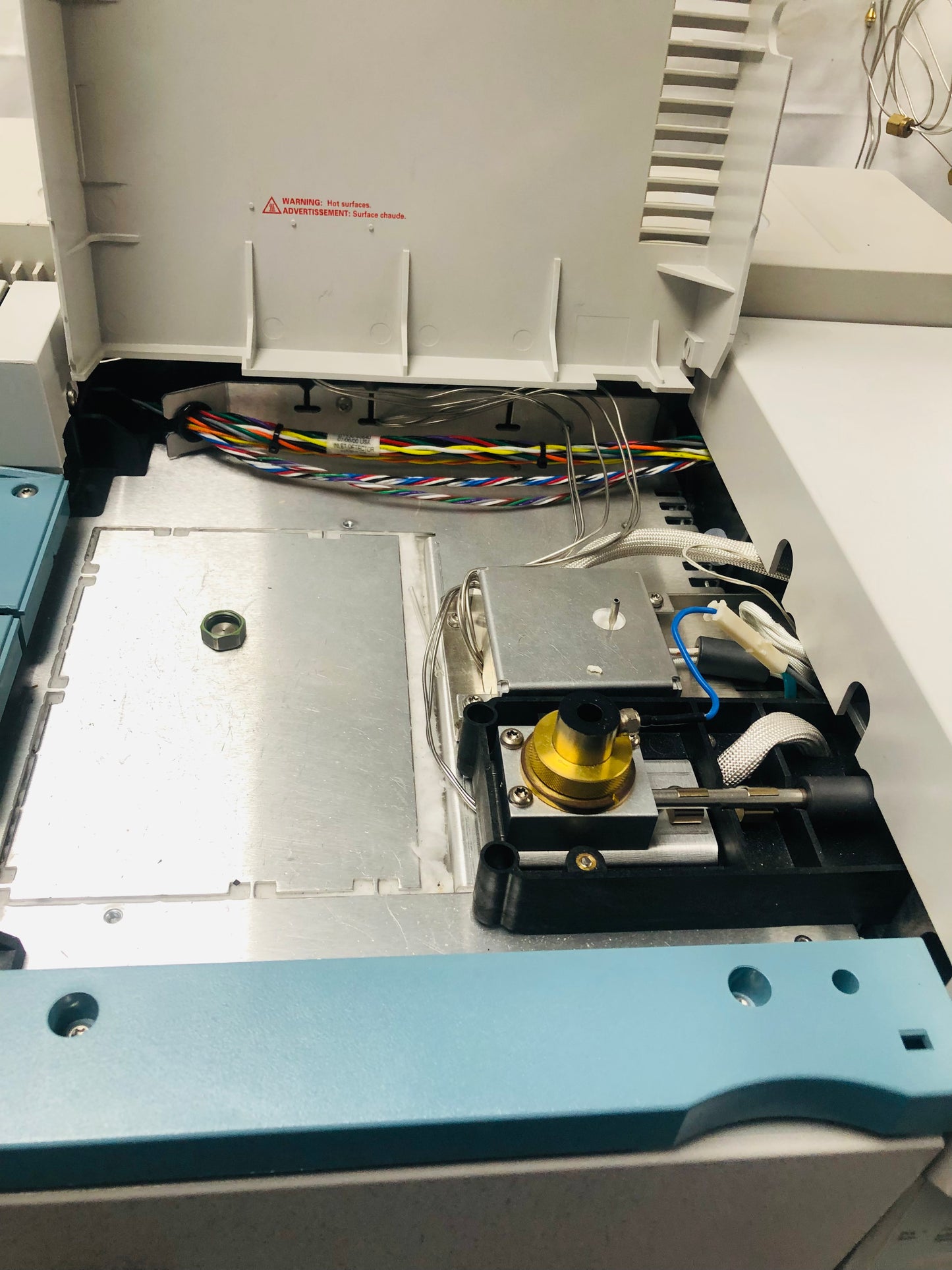 Agilent 6890 Plus GC Gas Chromatography System with FID AUX TCD