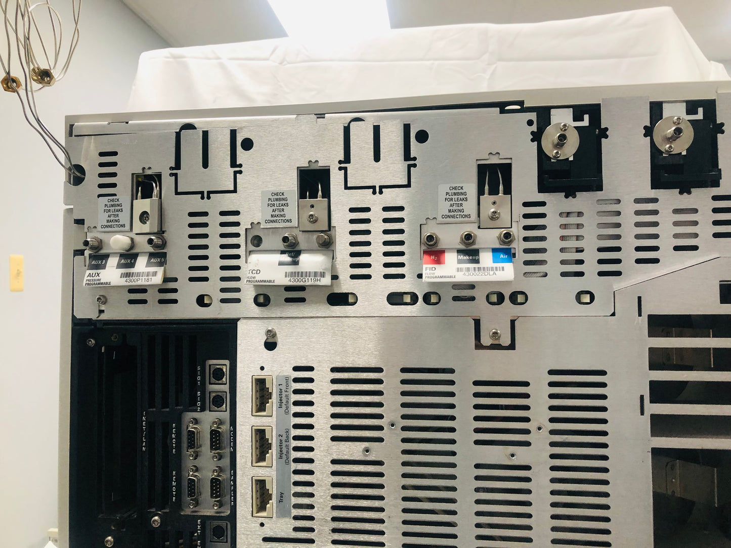 Agilent 6890 Plus GC Gas Chromatography System with FID AUX TCD