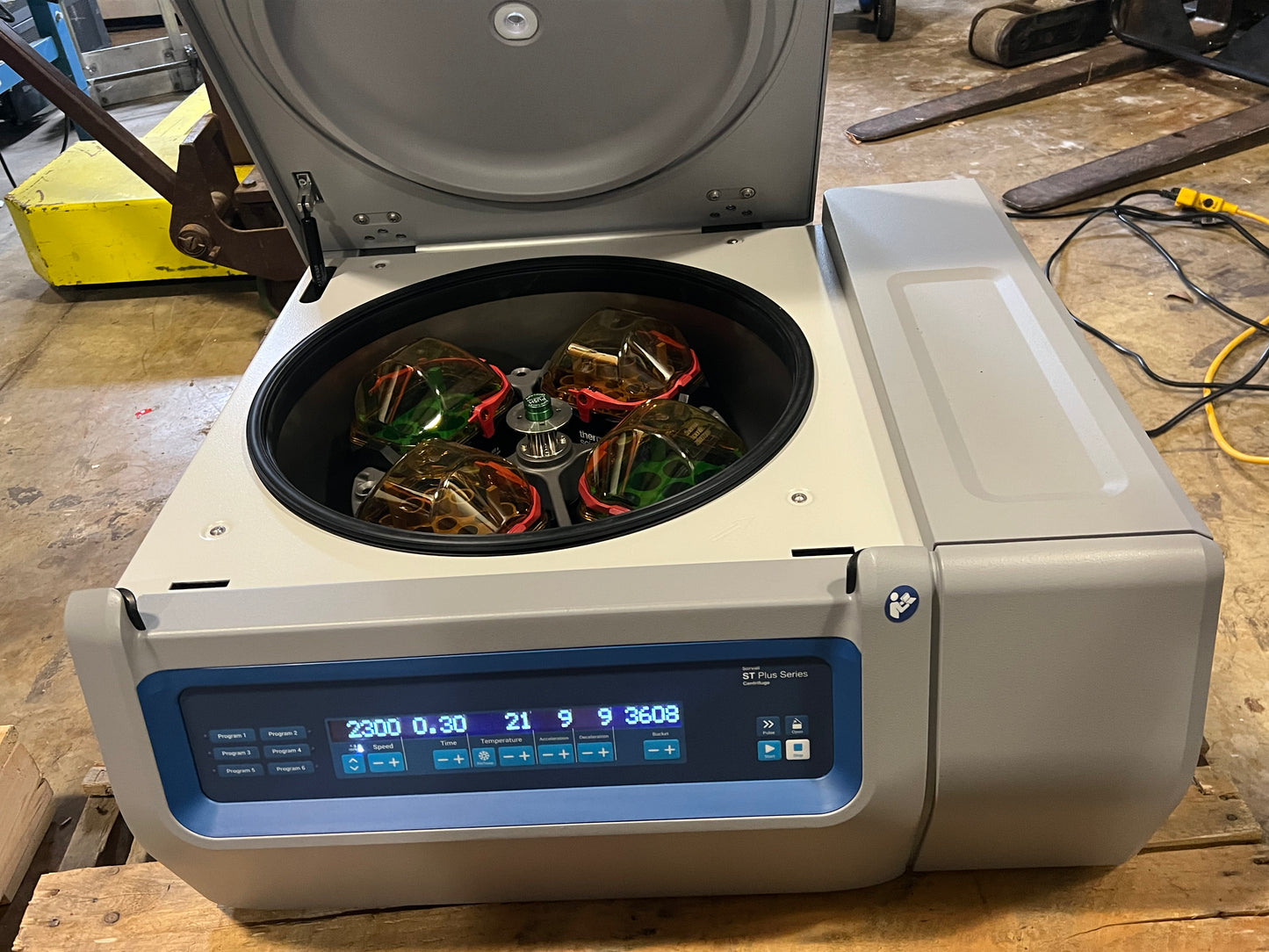 2023 Thermo Scientific Sorvall X4R Pro-MD Benchtop Centrifuge and TX-1000 Rotor