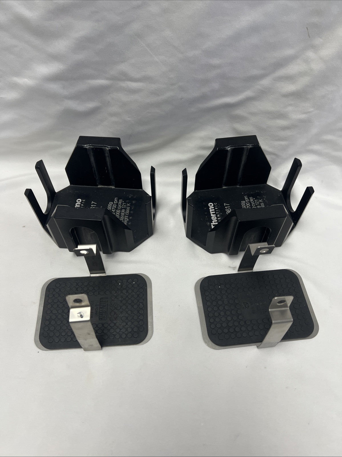 Set of 2 Thermo Scientific 75003617 Microplate Buckets for TX-750