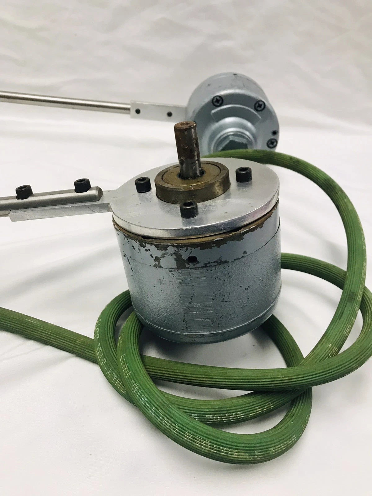 Lot of 2 GAST 1-1/2 hp Reversible Face Air Actuated Motor 4AM-NRV-22B