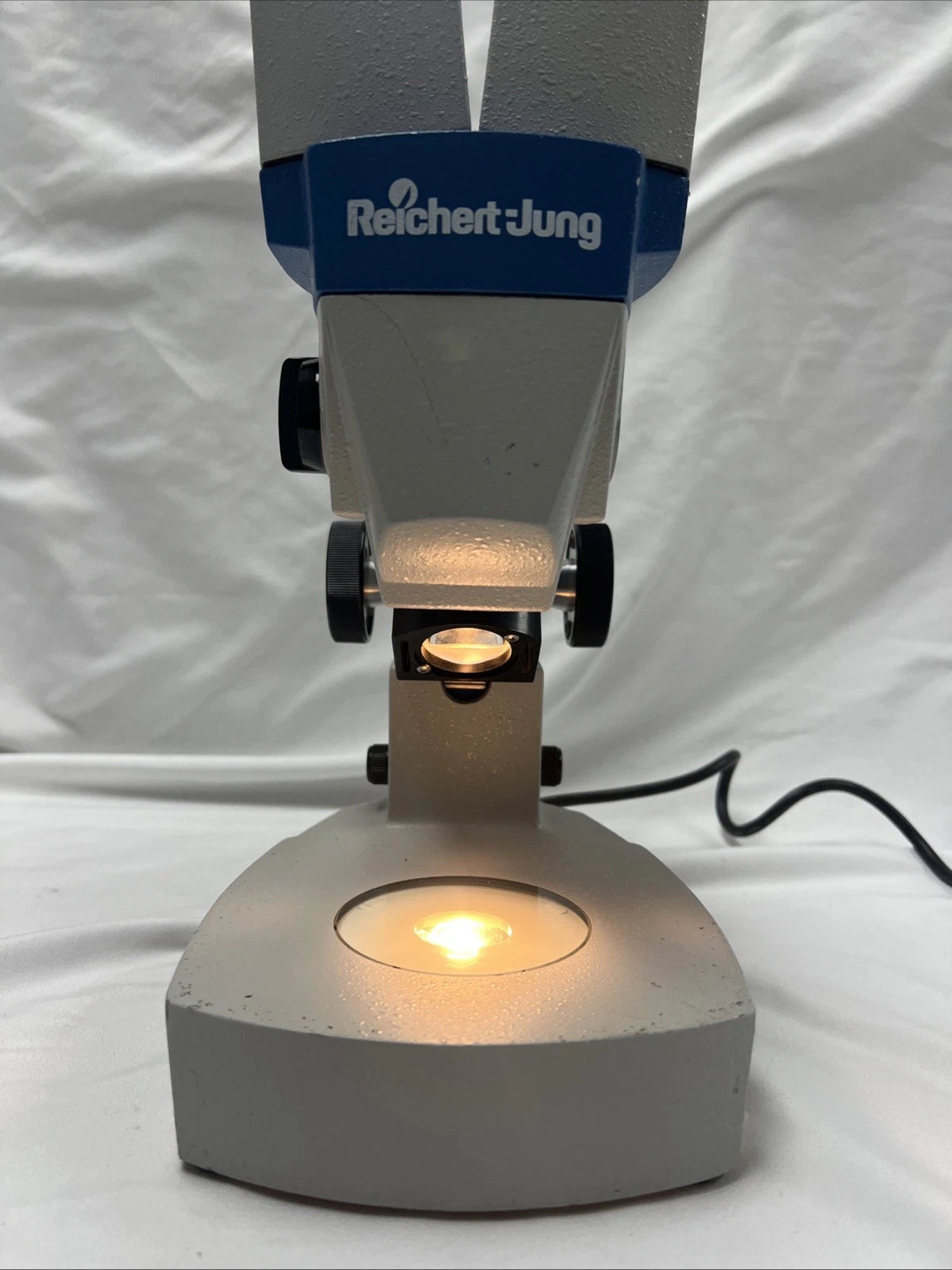 Reichert-Jung Series 40 Stereoscopic Teaching Microscope WELL MAINTAINED