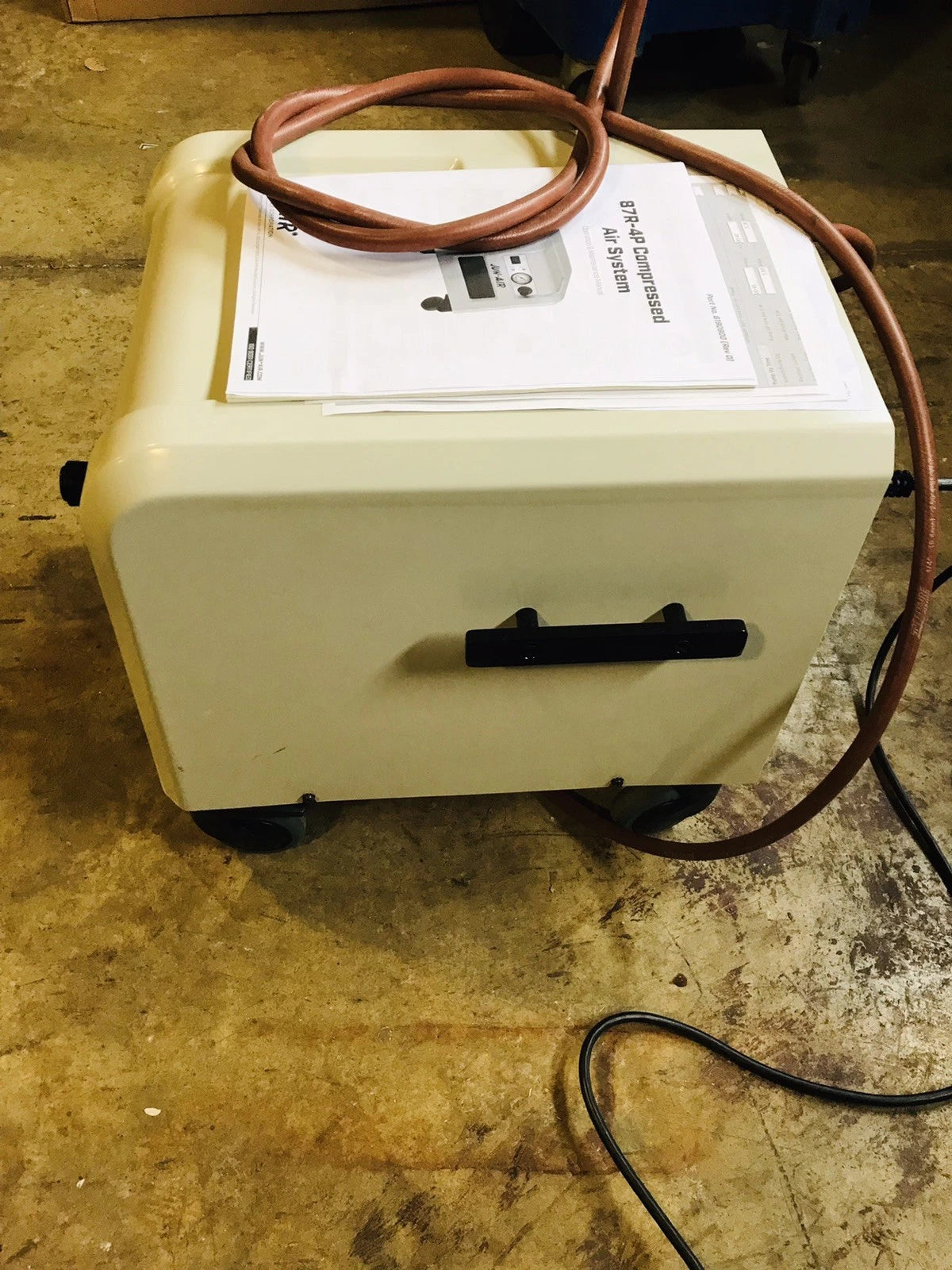 Jun-Air 85R-4P Air Compressor 4 L Oil Free Electric Medical Quiet 148hr Tested