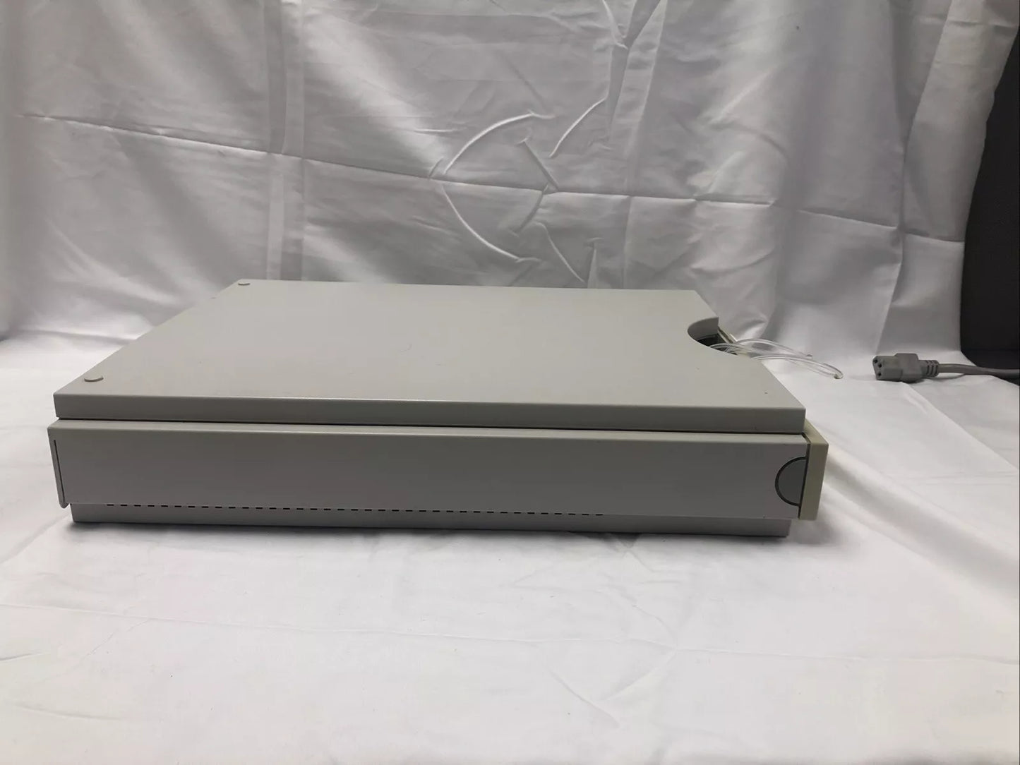 Agilent HP 1100 Series Micro Degasser G1379A power up