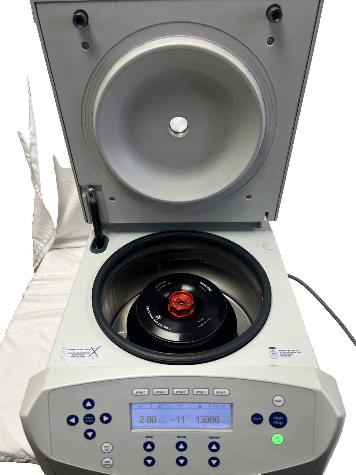 Eppendorf 5430R Refrigerated Centrifuge With FA-45-30-11 Rotor and Lid Tested
