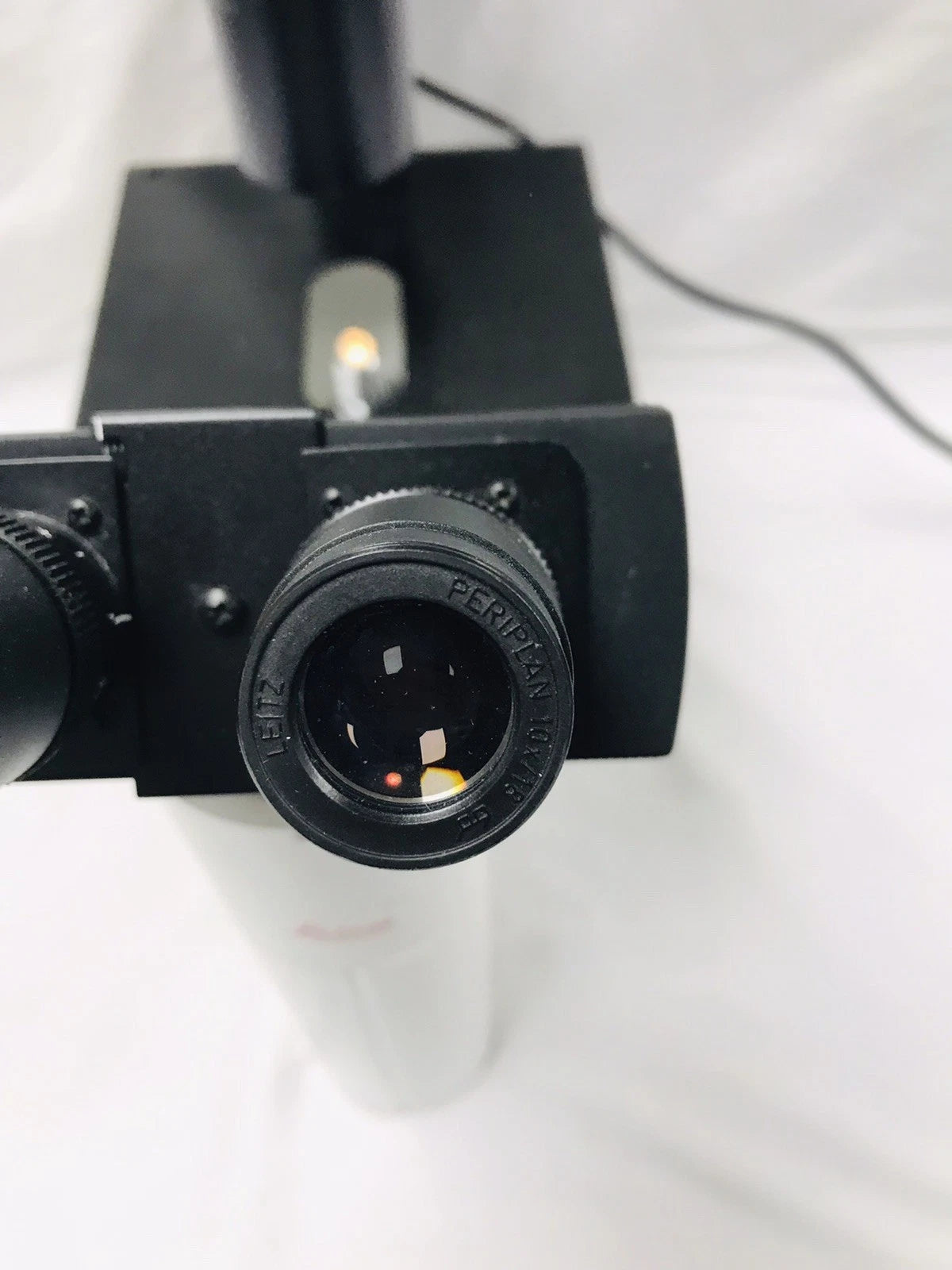 Leica Leitz DM IL Inverted Microscope w/ 4 Objectives Phase Contrast Phaco 1a