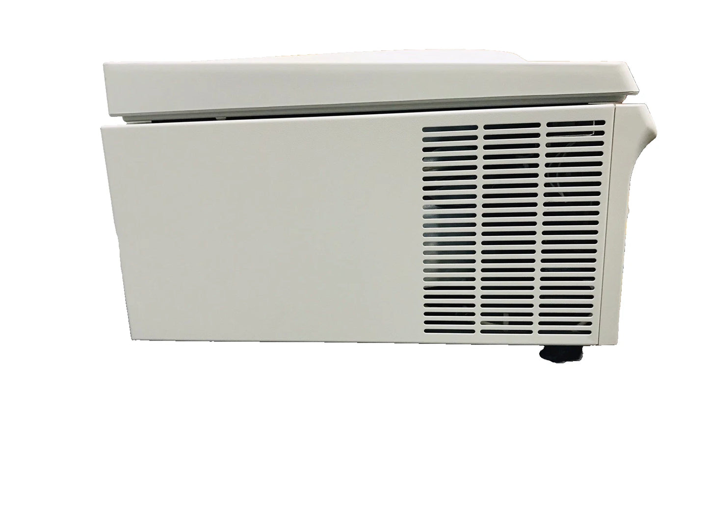 Eppendorf 5810 Benchtop Centrifuge (Newest Version) With A-4-44 Rotor 50mL