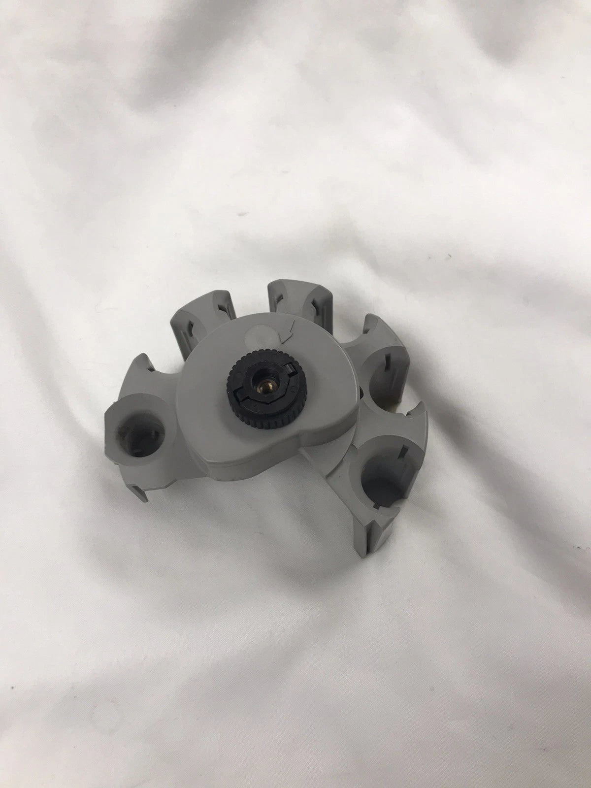 Agilent G1513-40000 Standard Turret (low density) Used with Series 7683 Sampler