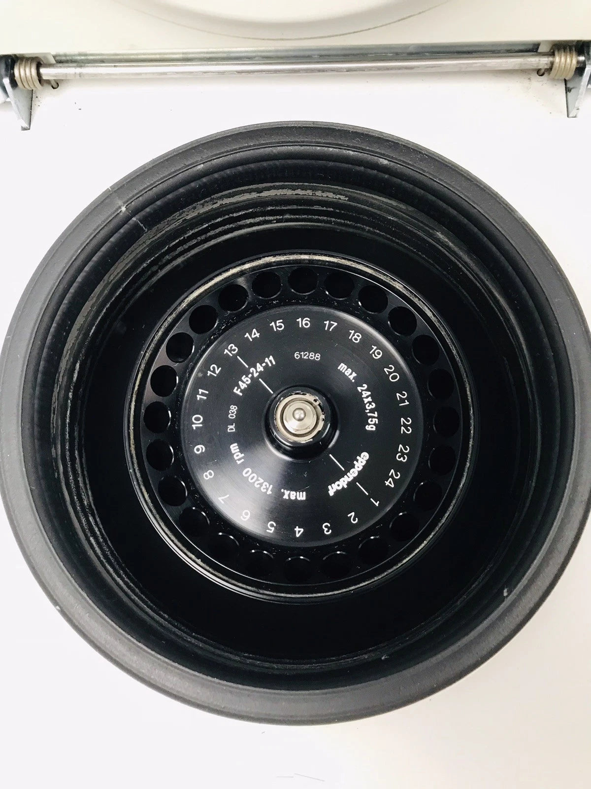 Eppendorf 5415R Refrigerated Centrifuge w/ F45-24-11 Rotor 5415 R Tested Working