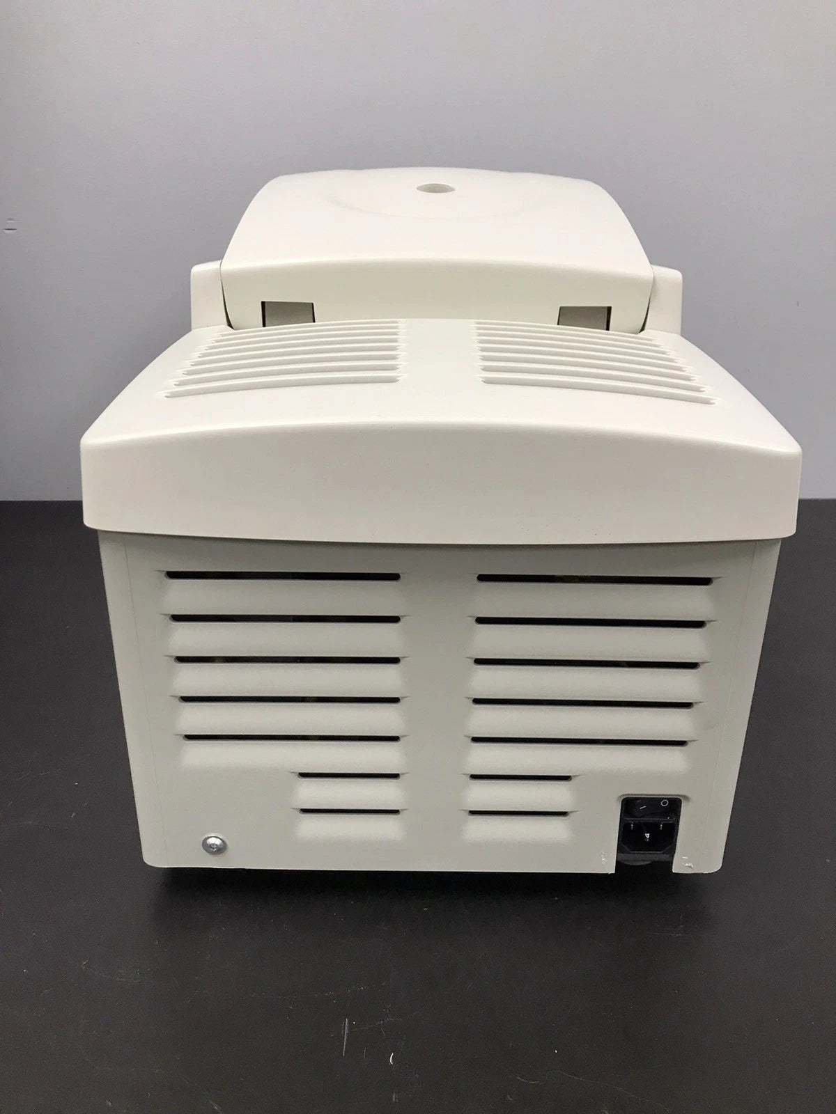 Beckman Coulter Refrigerated Microfuge 20R with Rotor W/Lid Tested Video B31612