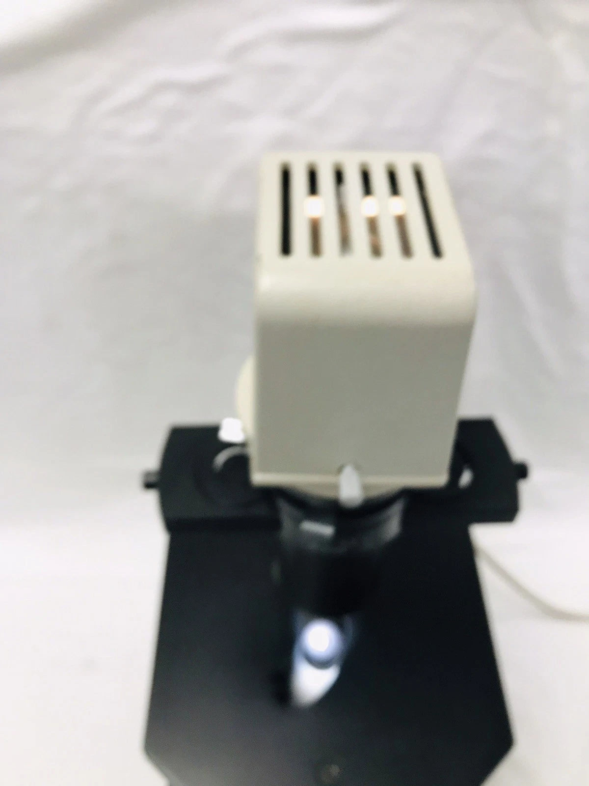 Nikon TMS Inverted Phase Contrast Binocular Microscope 3 Objectives 4x 10x 20x