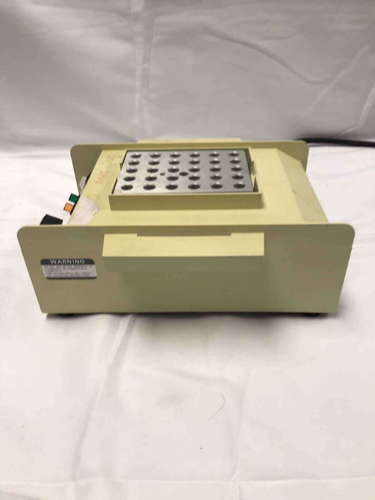 Thermolyne Dri-Bath Heater Type 17600 Model DB17615 BK165X20A 30 x 8.2mm