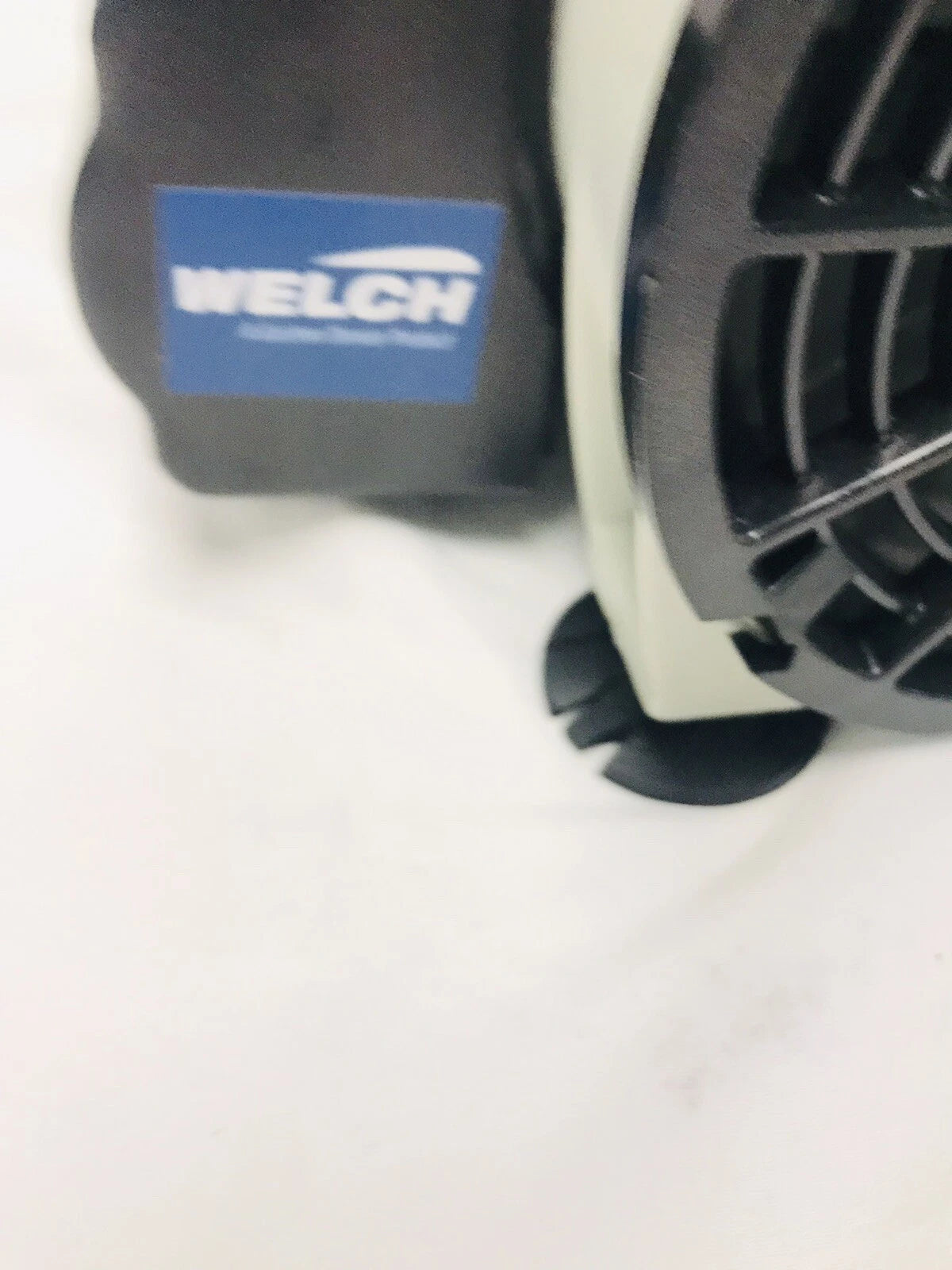 Welch 2561B-50 Piston Vacuum Pump 0.333 hp 1 Phase 115V AC Tested Working