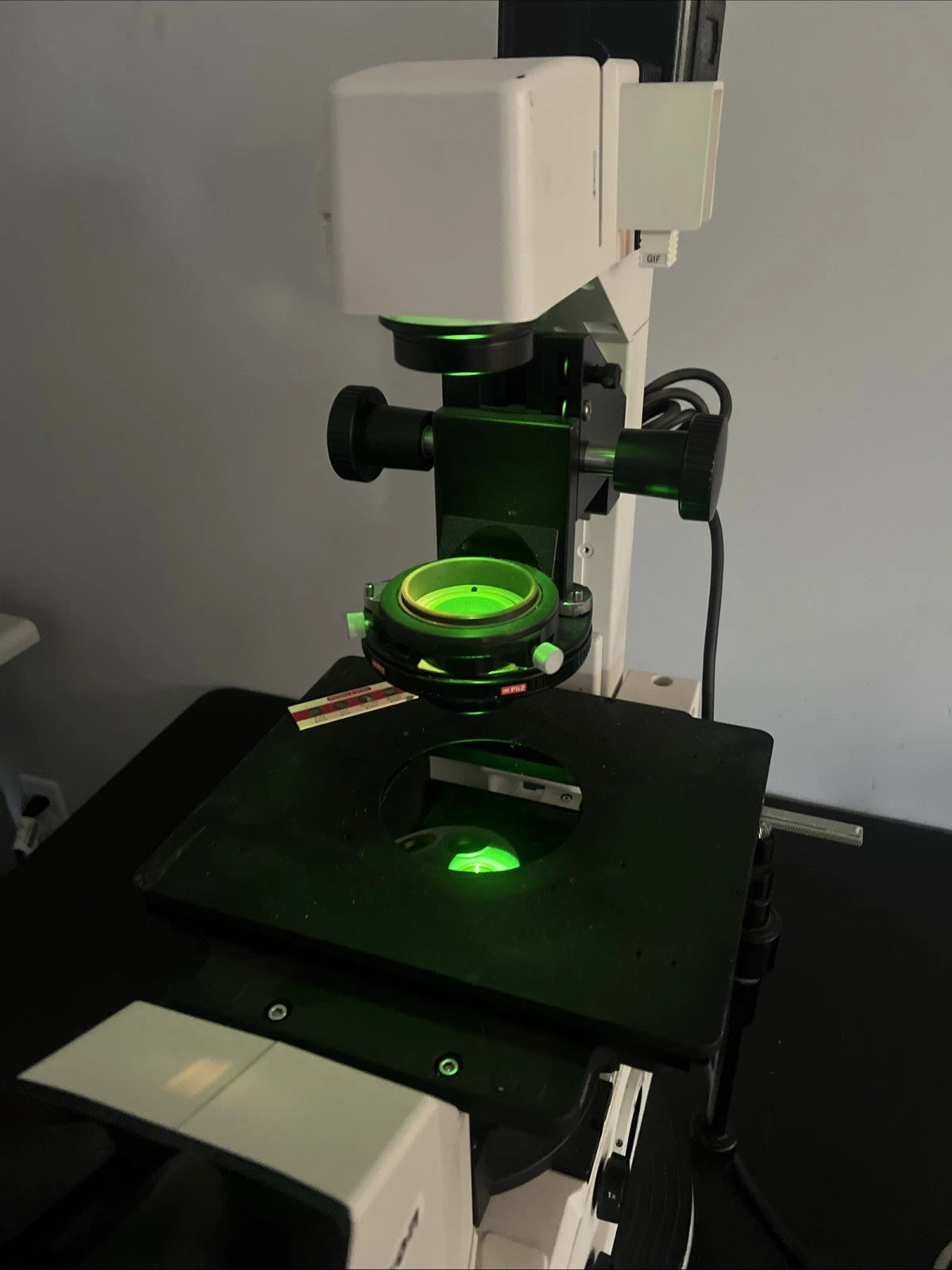 Nikon Eclipse TE2000-U Microscope