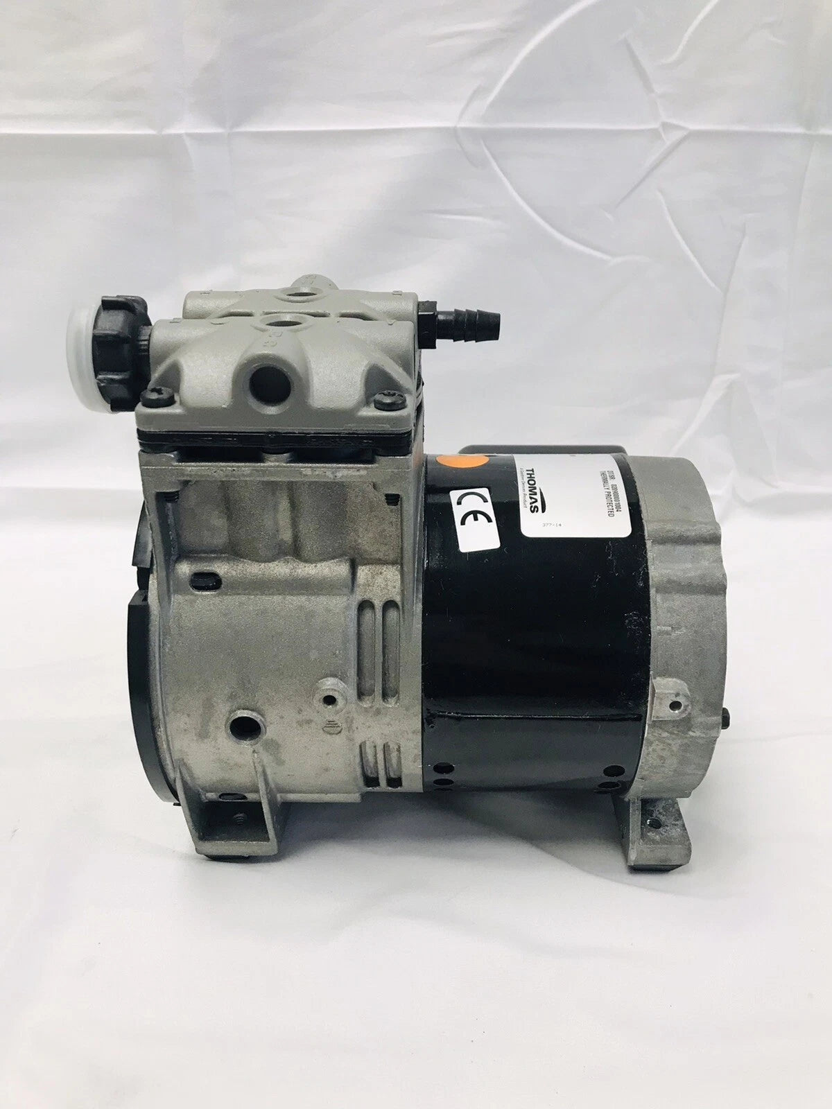 Thomas 71000562 Oilless Vacuum Air Pump Tested Working