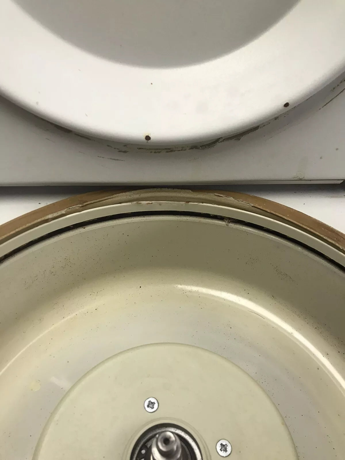 Eppendorf 5417C Centrifuge NO POWER No rotor for parts or repair