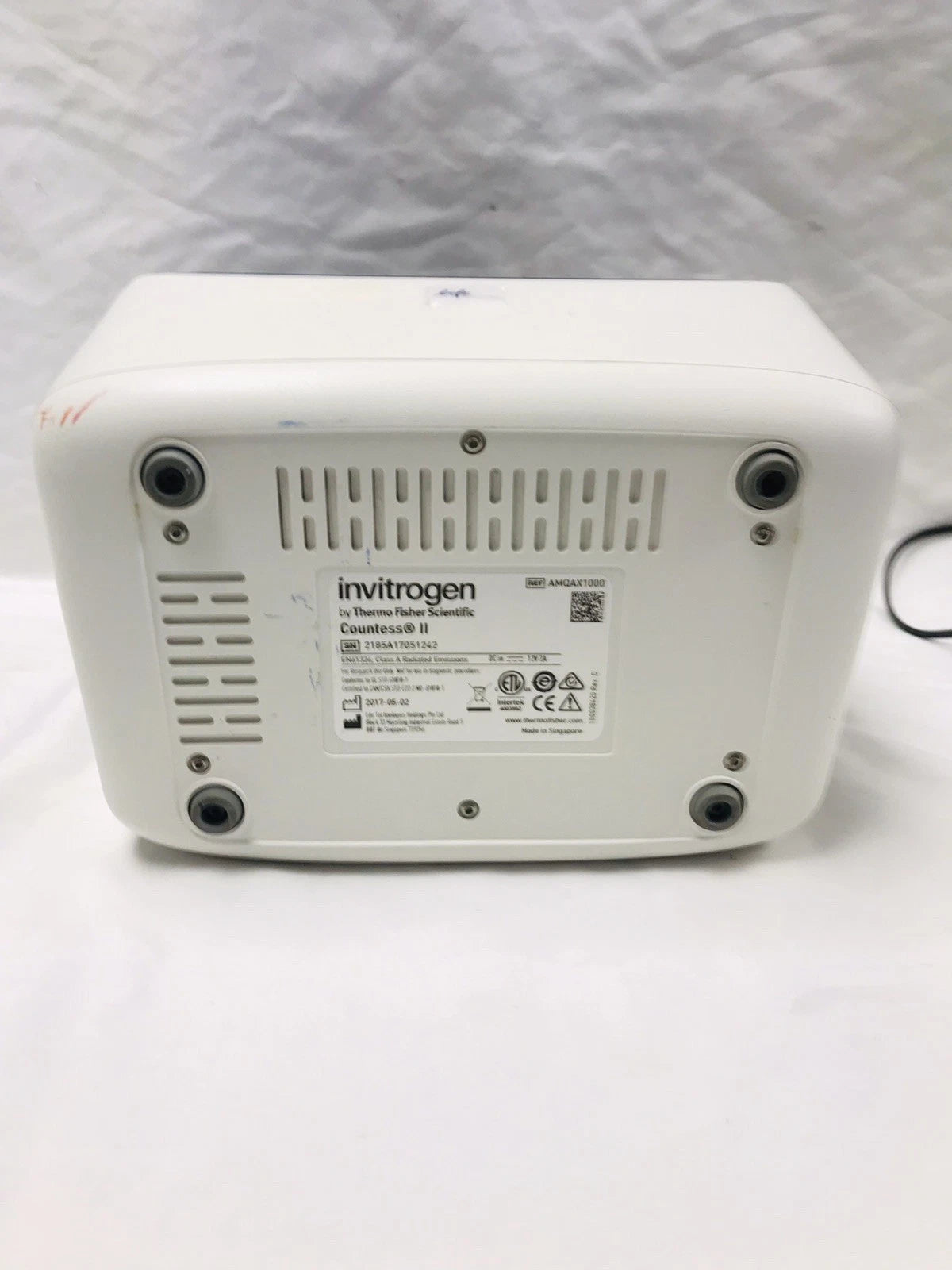Invitrogen Countess II Automated Cell Counter AMQAX1000 Slides Counting
