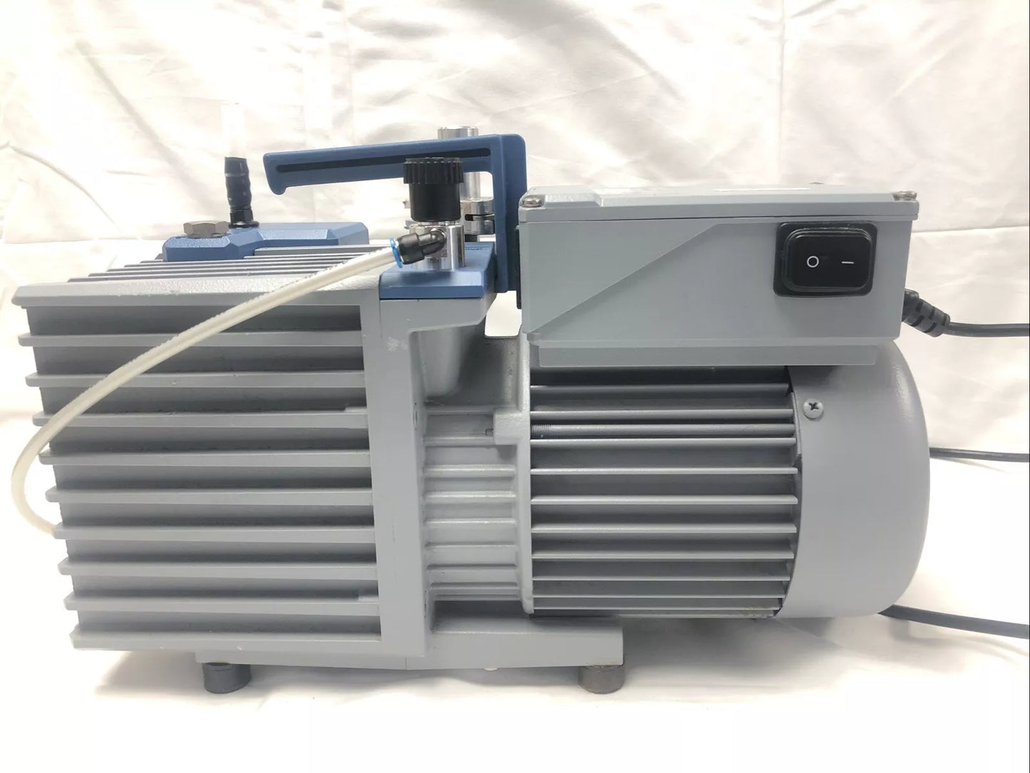 Vacuubrand RE 6W Rotary Vane Vacuum Pump YEAR 2016 Tested Working