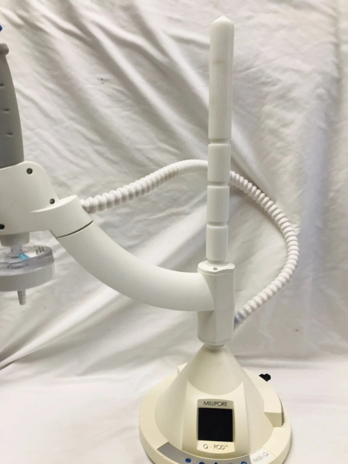 Millipore Q-Pod Remote Water Dispenser ZMQSP0D01