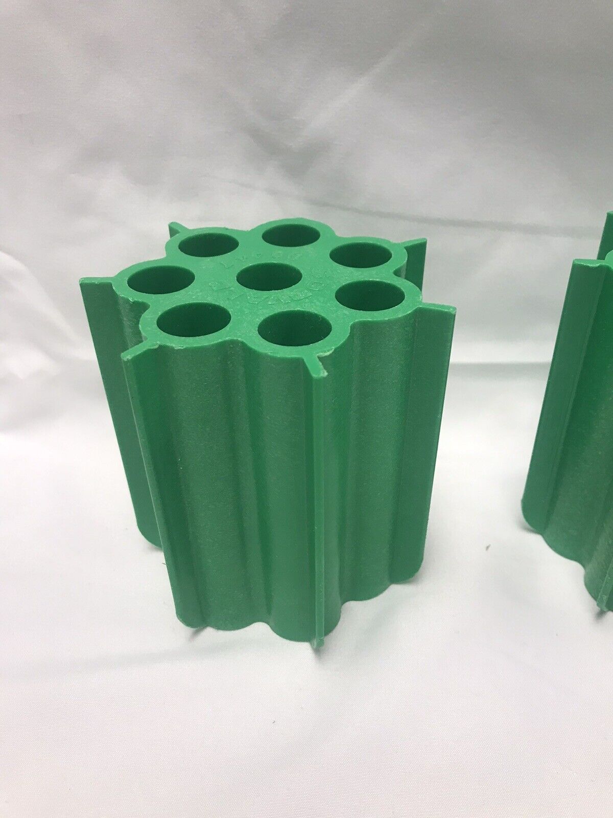 Lot of 2 Slightly Damaged Sorvall 00447 Adapter 15mL 17x120mm Conical 8-place