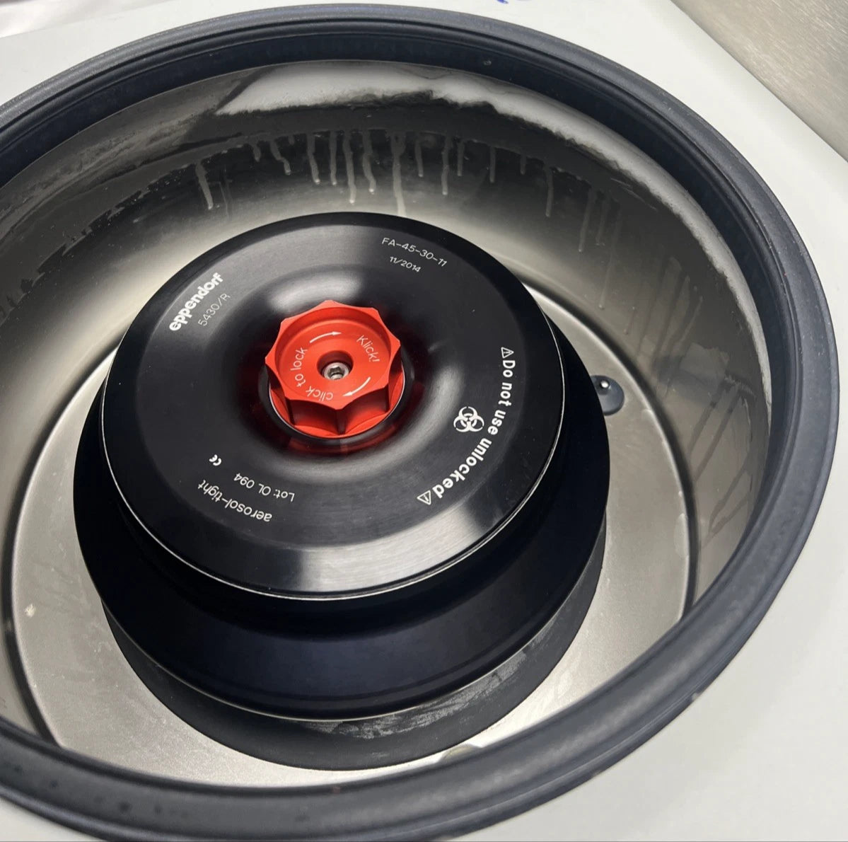 Eppendorf 5430R Refrigerated Centrifuge With FA-45-30-11 Rotor and Lid Tested