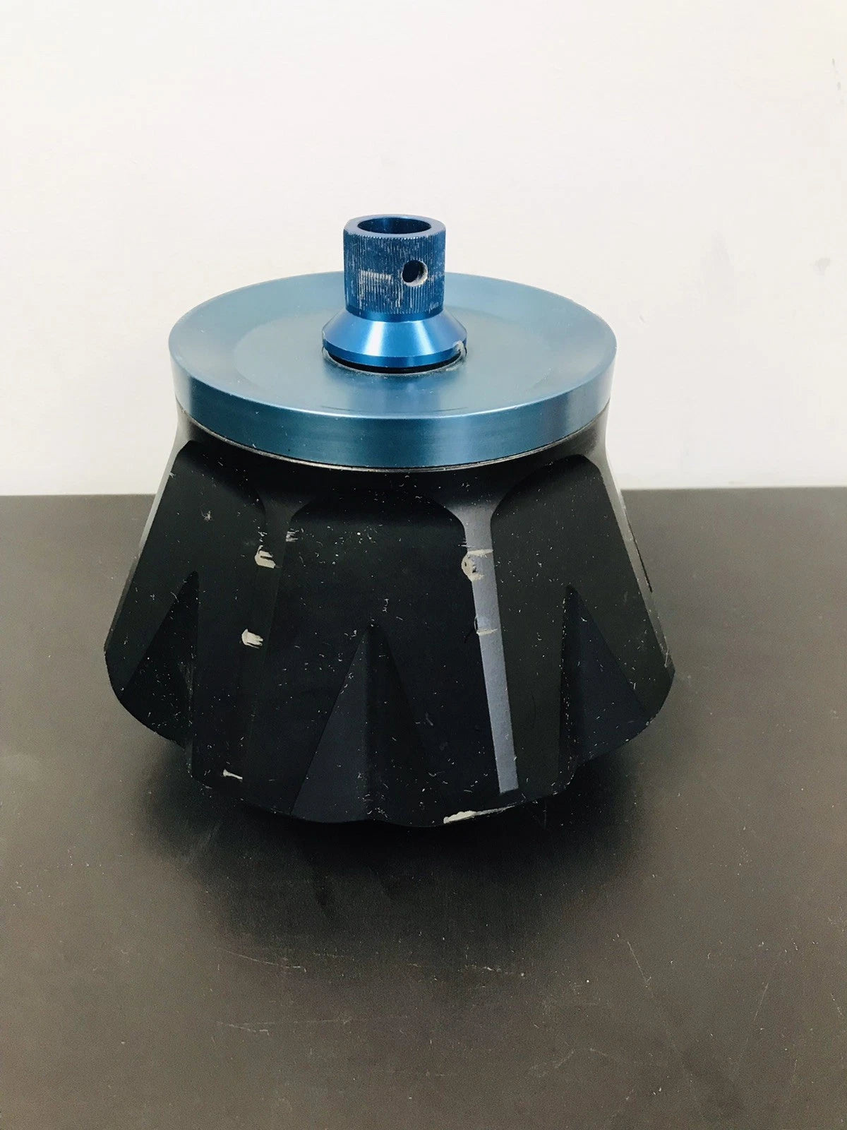 Thermo Scientific Du Pont Sorvall T-865 Fixed Angle Rotor 8 x 36 mL 65.000rpm