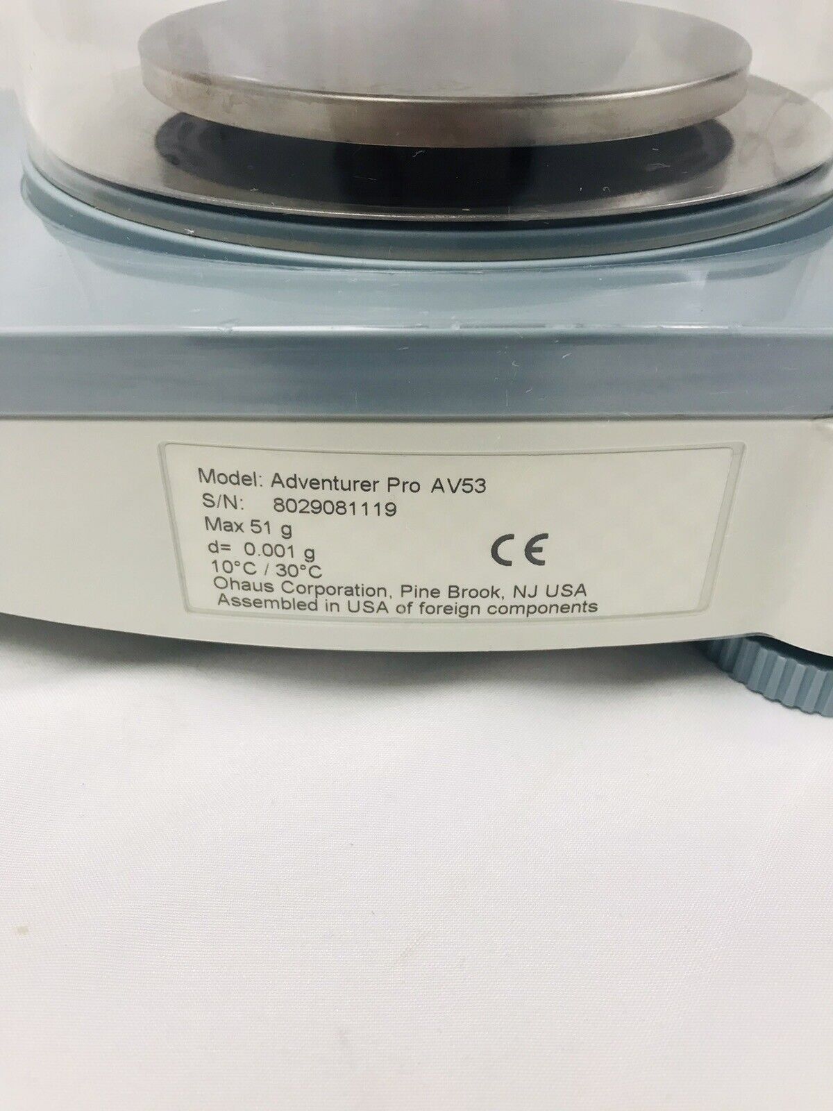Ohaus Adventurer PRO  AV53 Scale 0-51g Capacity with Shield & Power Supply