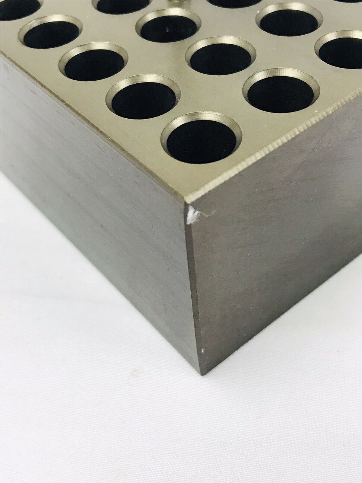 Fisher Scientific 11715307Q 2071FSQ 24 X 10mm Test Tube Dry Bath Heating Block