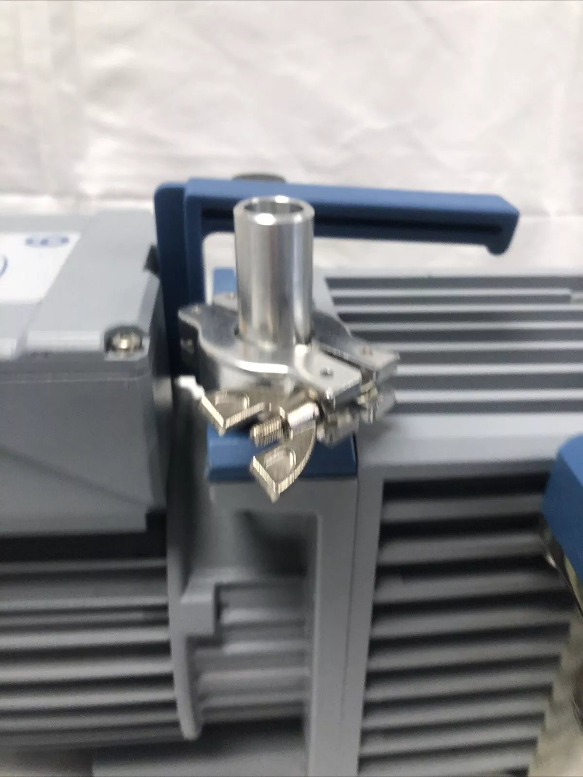 Vacuubrand RE 6W Rotary Vane Vacuum Pump YEAR 2016 Tested Working