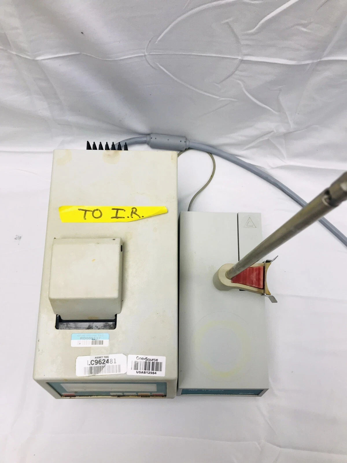 Metrohm 756 KF Coulometer with 703 Ti Stand Power Up Tested
