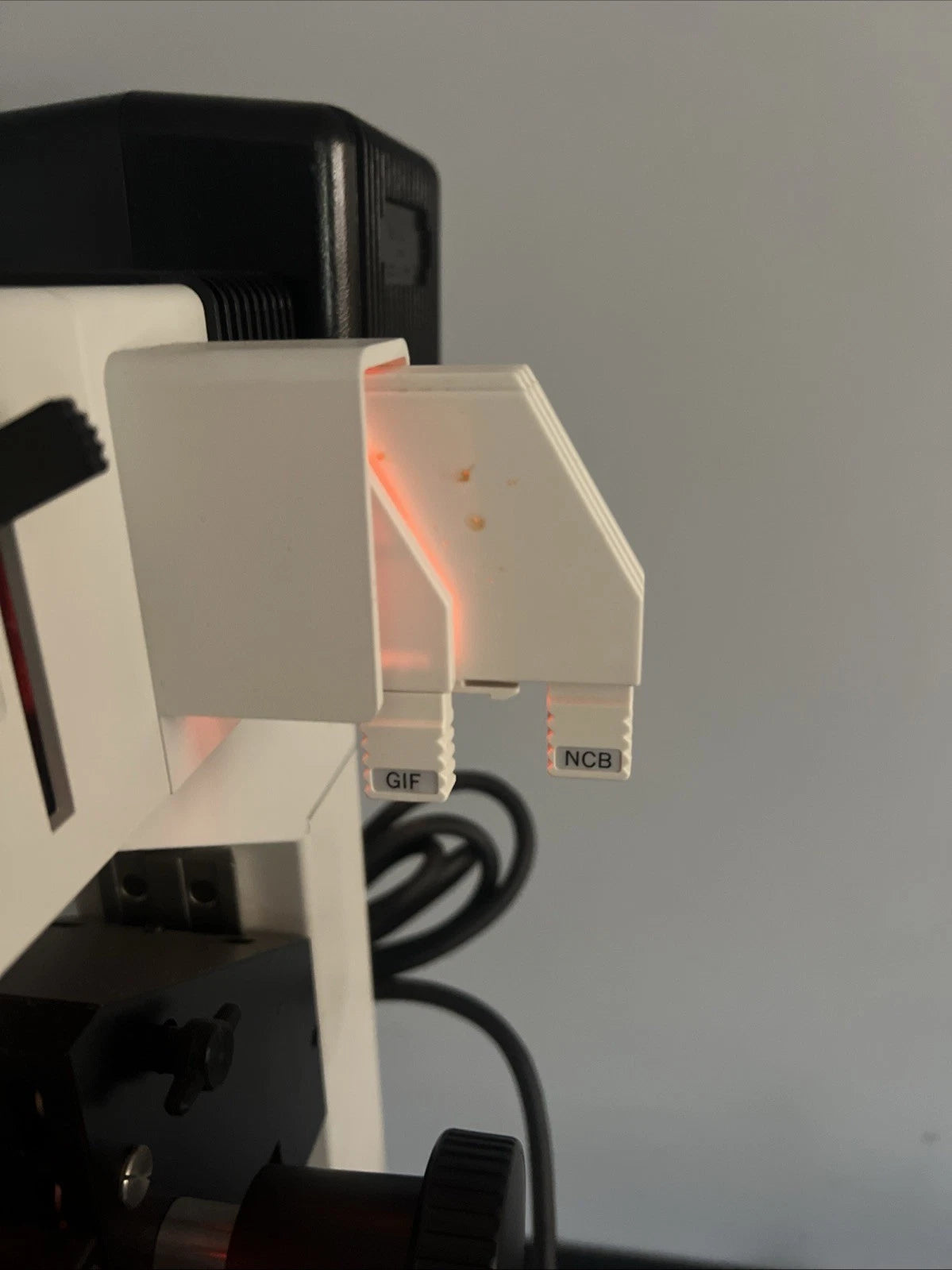Nikon Eclipse TE2000-U Microscope