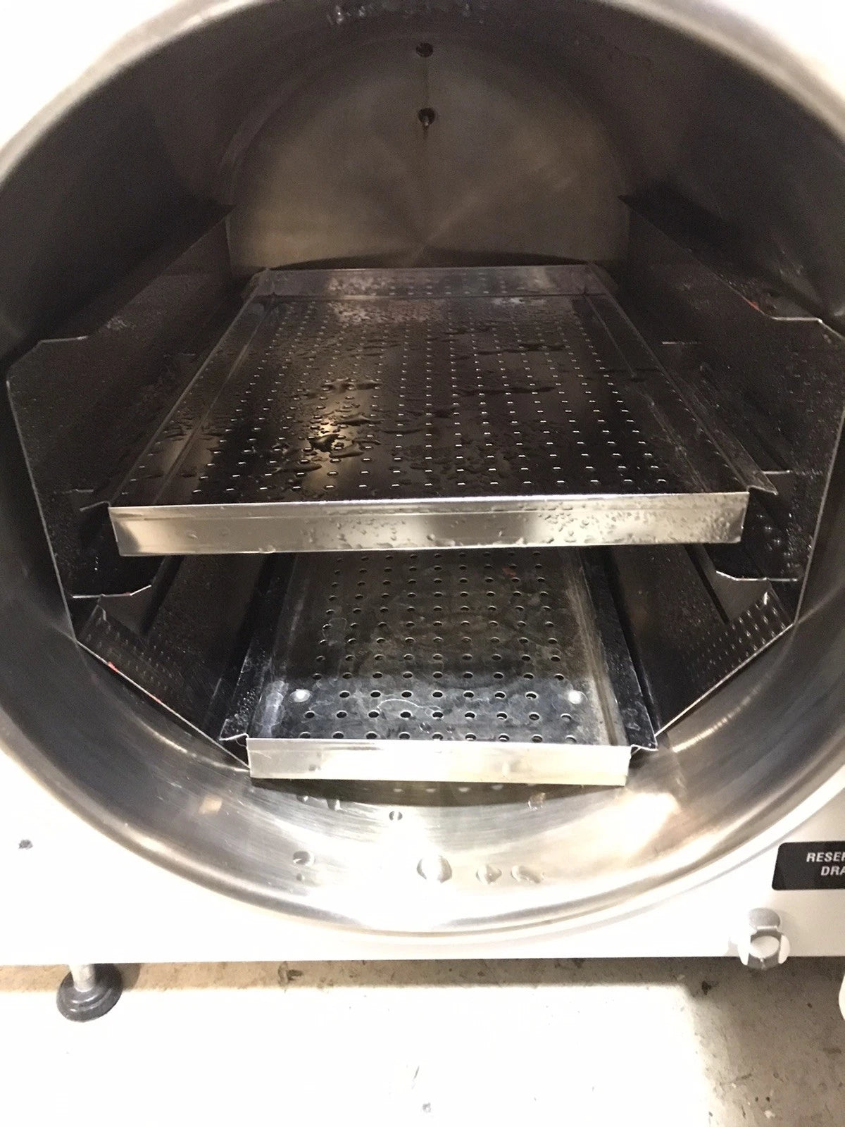 Thermo Scientific Harvey Sterilemax Autoclave ST75925 & Non-recirculation Tank