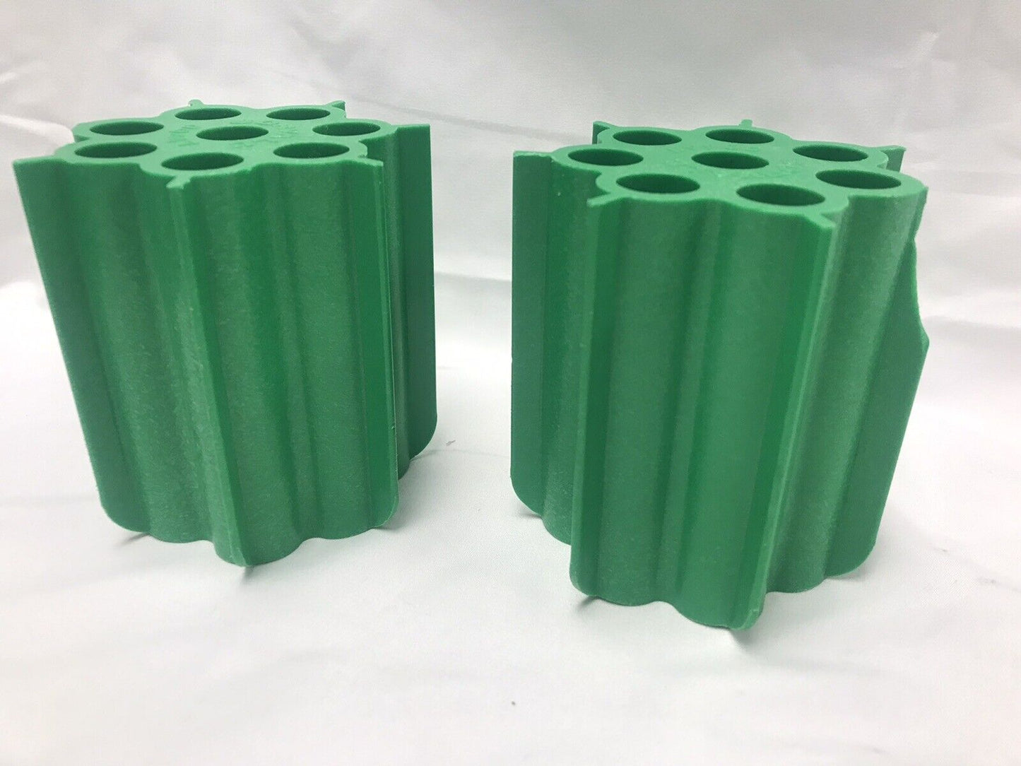 Lot of 2 Slightly Damaged Sorvall 00447 Adapter 15mL 17x120mm Conical 8-place