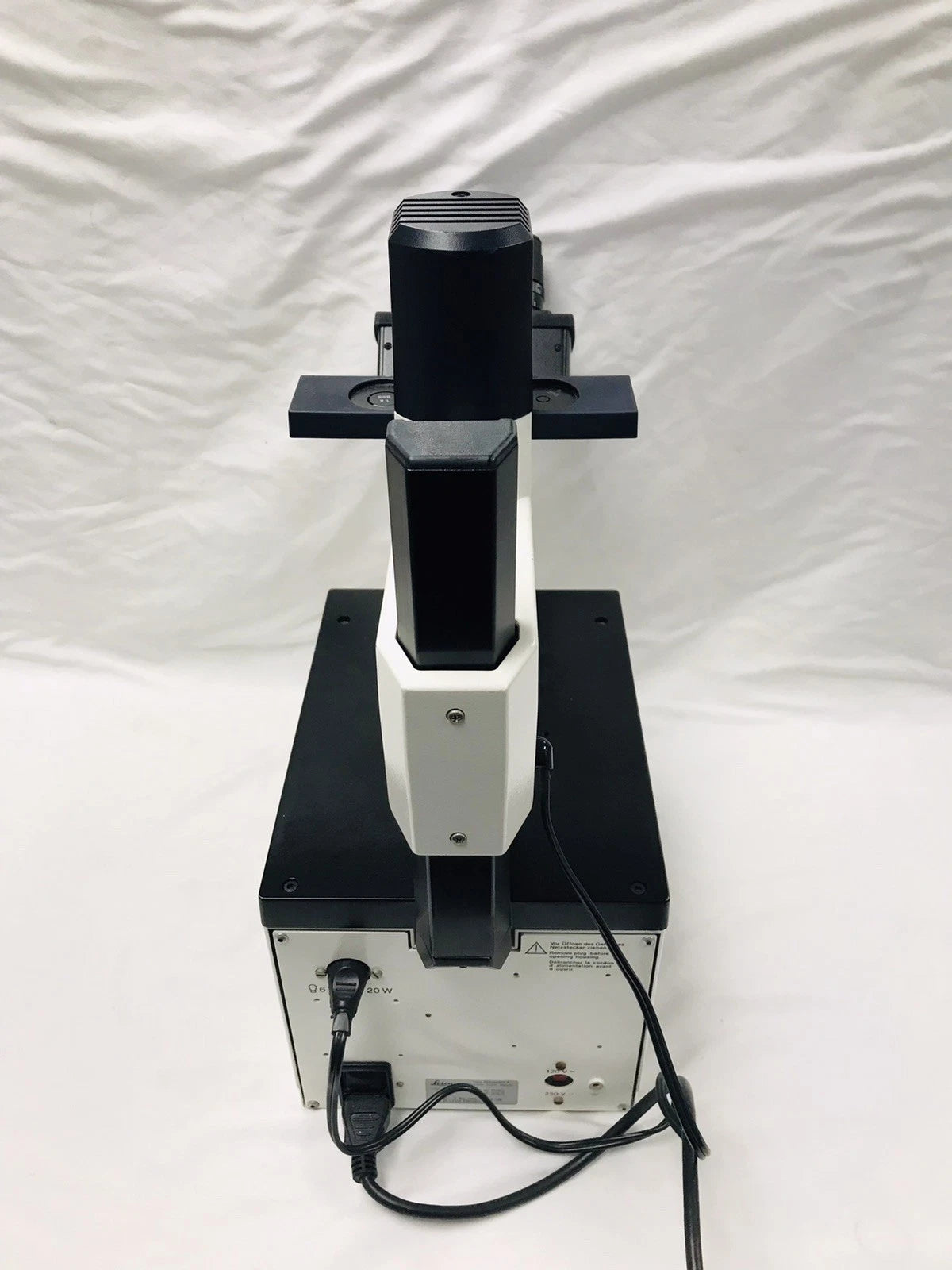 Leica Leitz DM IL Inverted Microscope w/ 4 Objectives Phase Contrast Phaco 1a