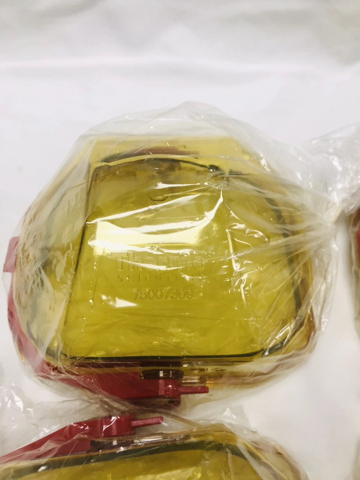 Lot of 4  NEW Thermo Scientific 75007309 Biocontainment Lids for TX-1000 Rotor Buckets