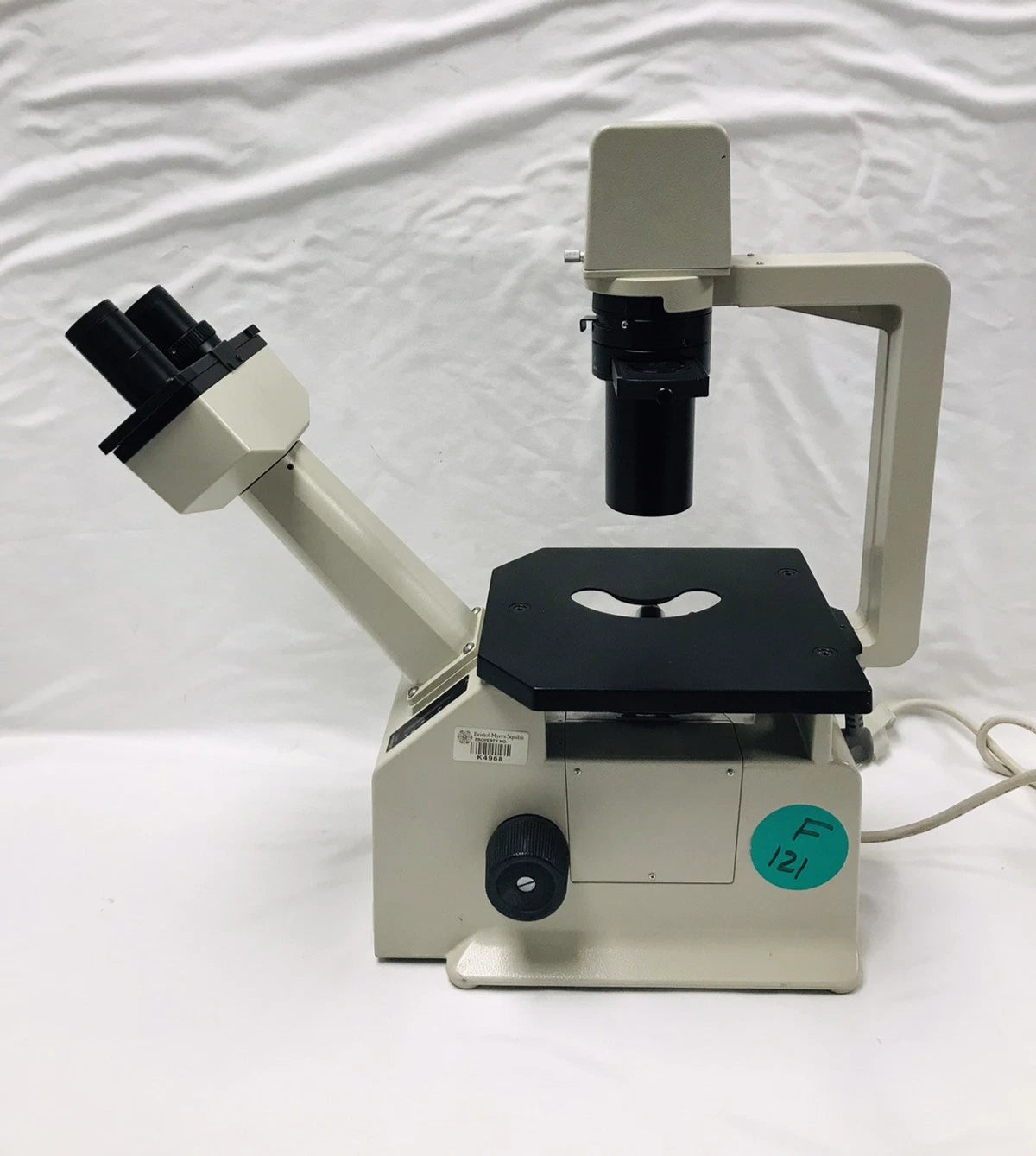 Nikon TMS Inverted Phase Contrast Binocular Microscope 3 Objectives 4x 10x 20x