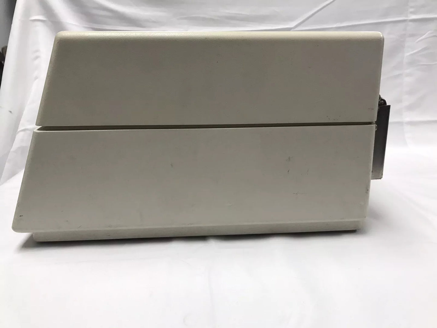 IEC Micro Centrifuge Model Micromax With 24 X 1.5/2.0ml Rotor Model 851