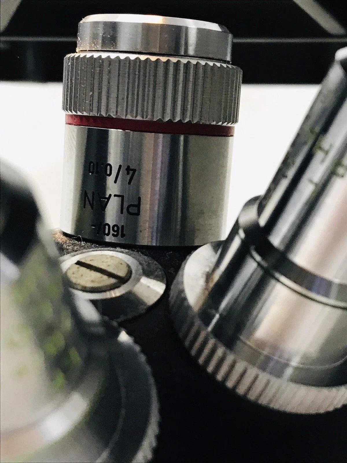 Leica Leitz DM IL Inverted Microscope w/ 4 Objectives Phase Contrast Phaco 1a