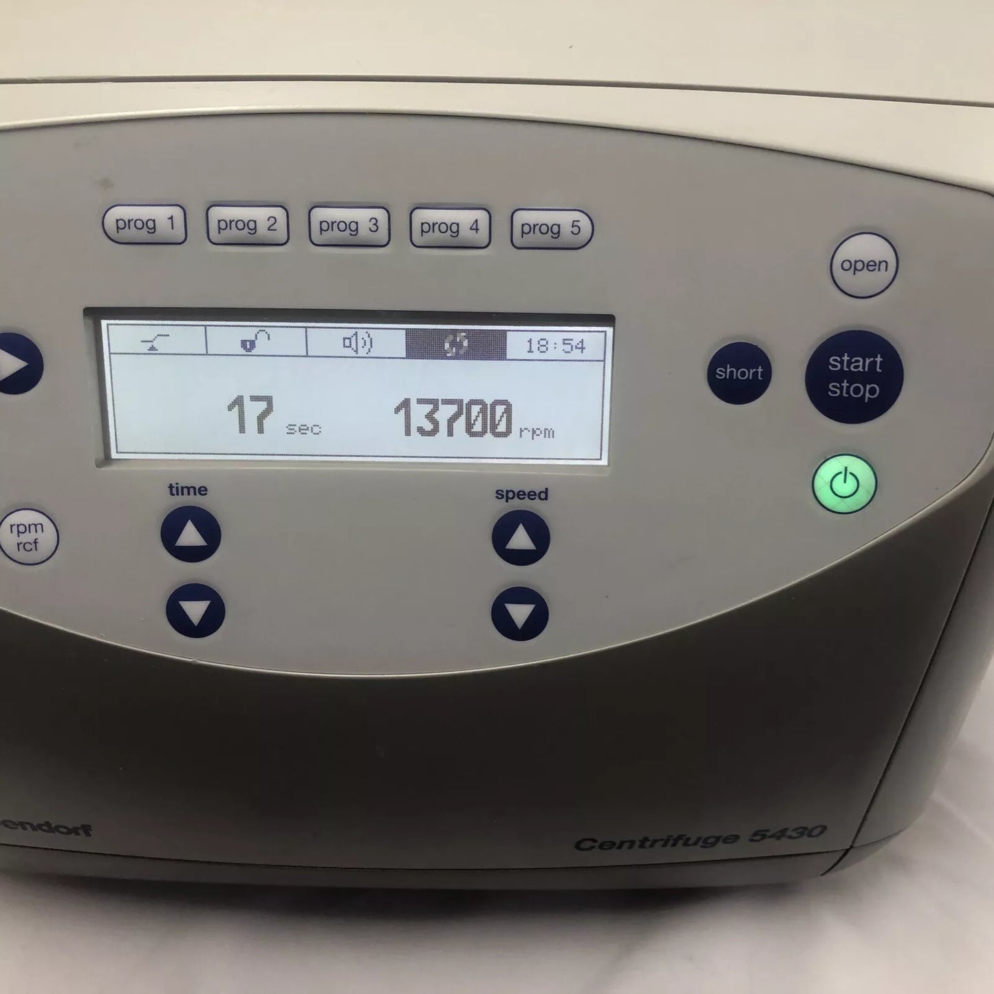 Eppendorf AG 5430 V4.3 Centrifuge w/Rotor/Lid FA-45-30-11 Tested Working Video