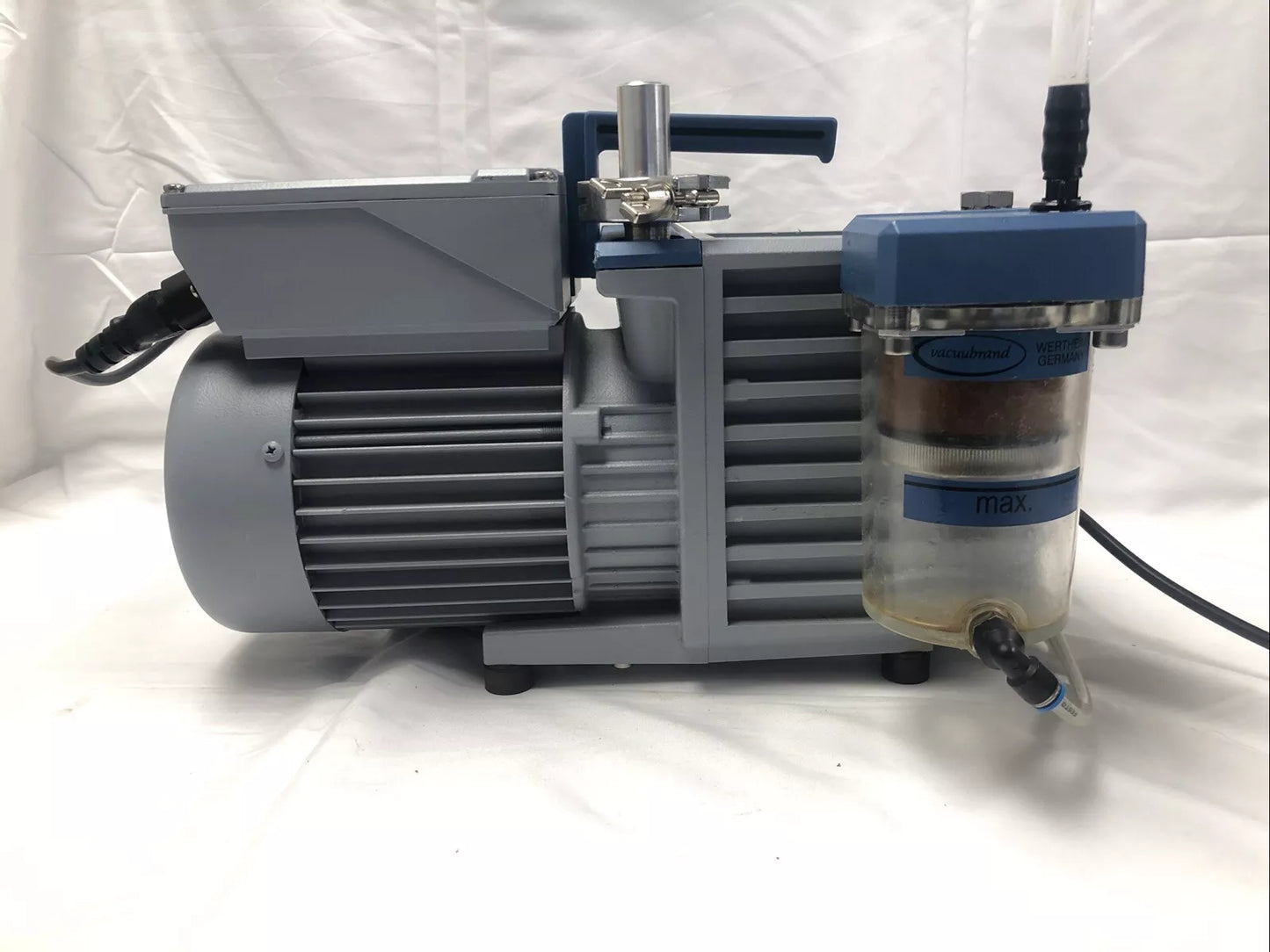 Vacuubrand RE 6W Rotary Vane Vacuum Pump YEAR 2016 Tested Working